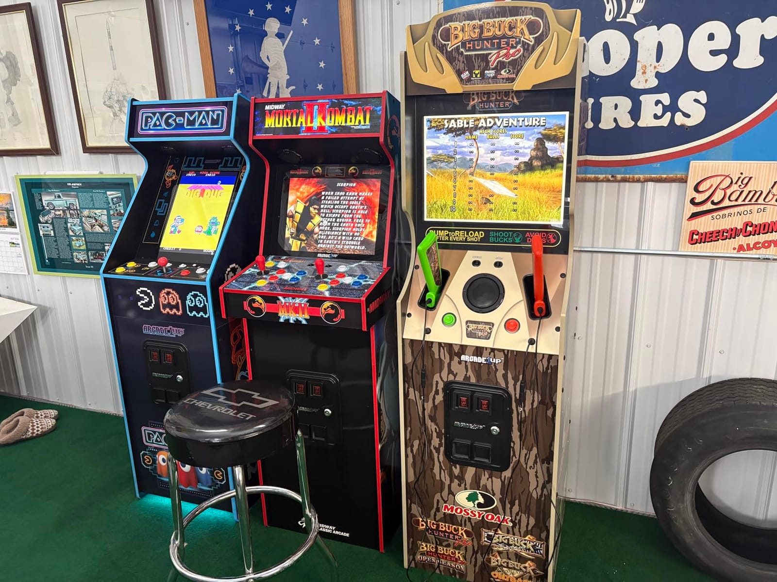 ARCADE1UP Mortal Kombat II Deluxe Arcade Machine, 14 Games customer photo 2