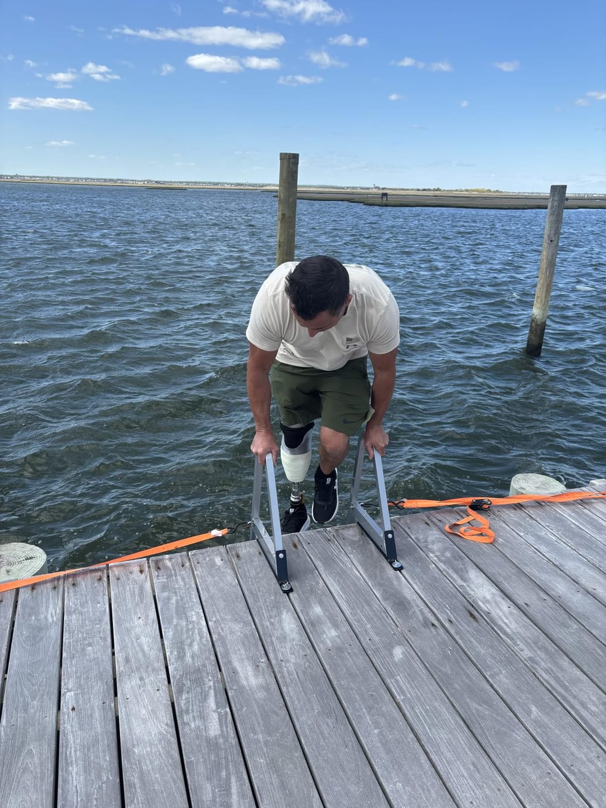 VEVOR Removable Dock Ladder 4 Steps 350 lbs Capacity Pontoon Boat Ladder customer photo 2