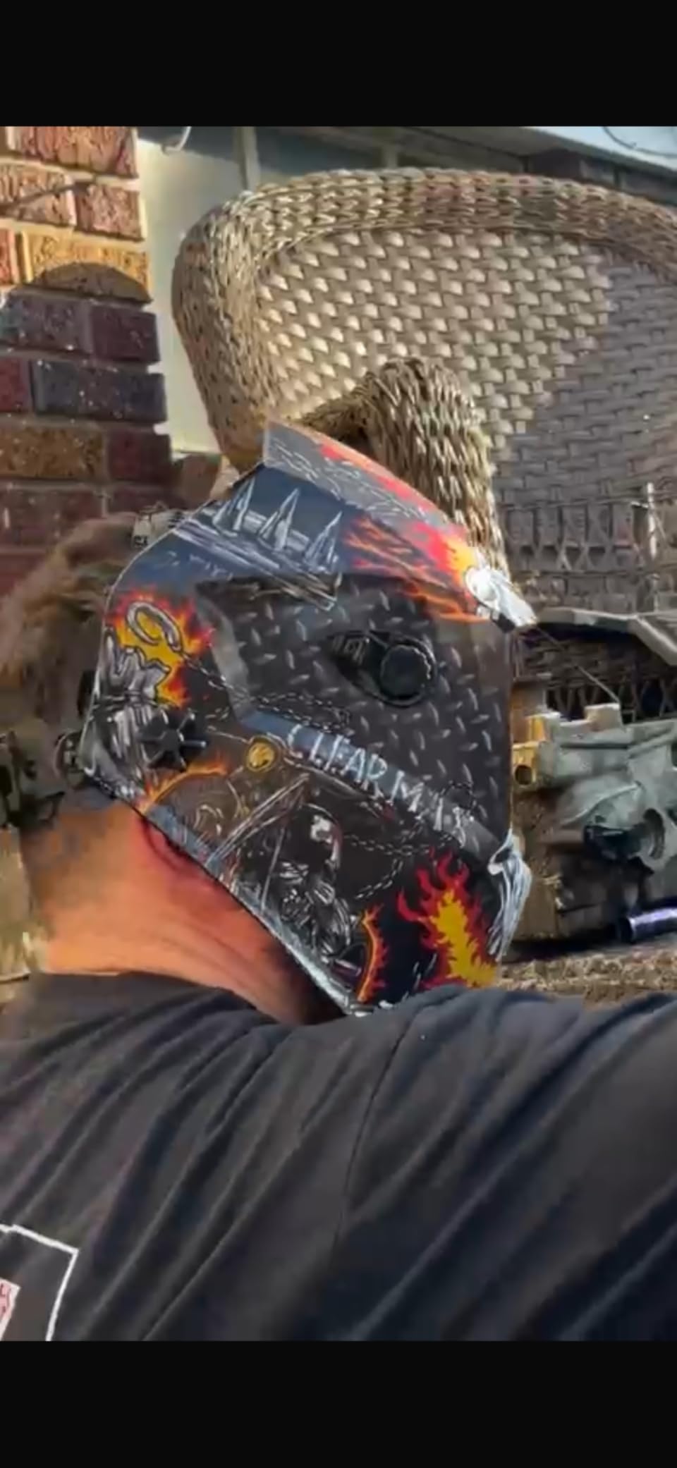 ARCCAPTAIN Welding Helmet Auto Darkening, 1/25000s Response, Shade 4/9-13 | 1/1/1/1 True Color Welding Hood with 4 Arc Sensors, Solar Powered, 3.86