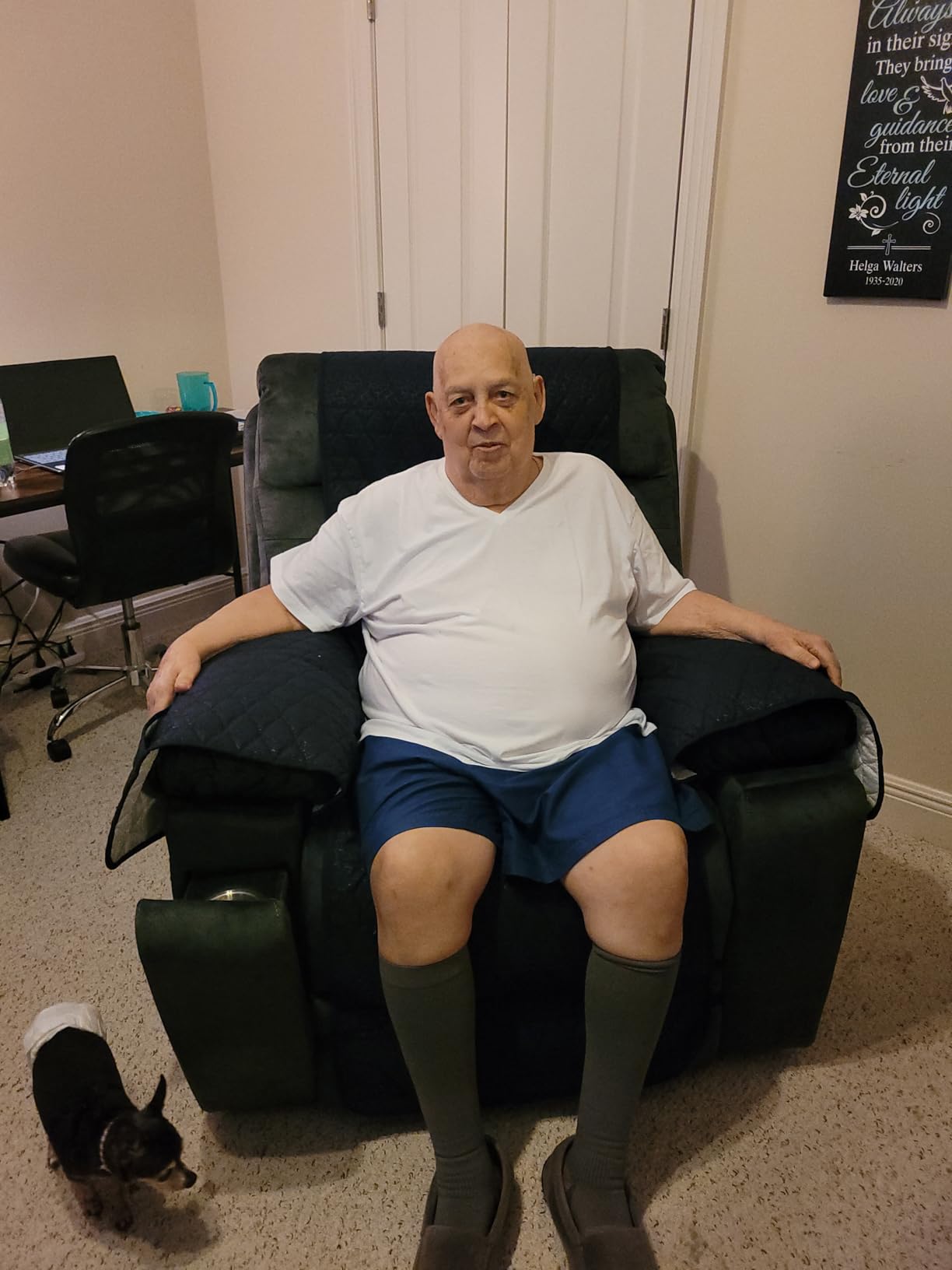 CANMOV Large Power Lift Recliner Chair with Massage and Heat for Elderly Big and Tall People, Overstuffed Wide Recliners with 2 Cup Holders, Side Pocket and USB Port, Camel customer photo 1
