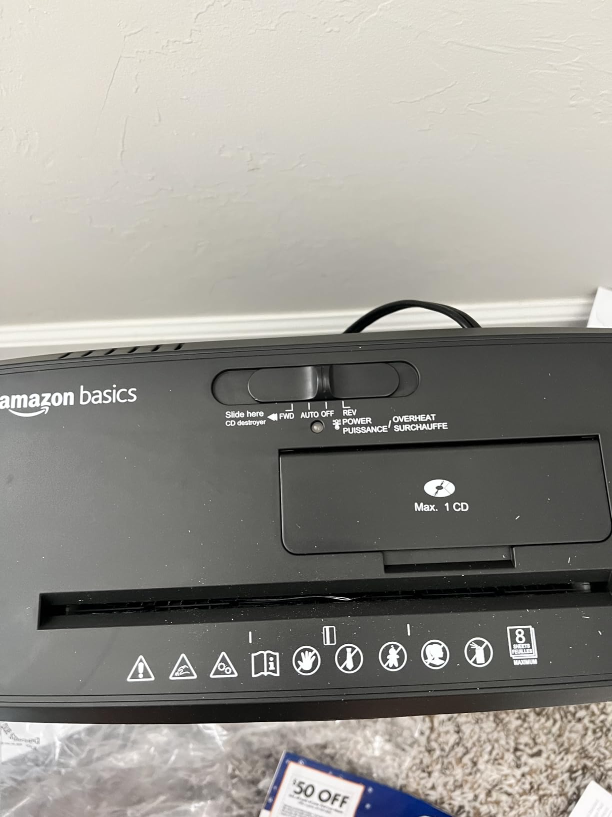 Amazon Basics 8-Sheet Strip Cut Paper Shredder for Home and Office, CD/Credit Card Shredder, 3.4 Gallon Bin, Black customer photo 2