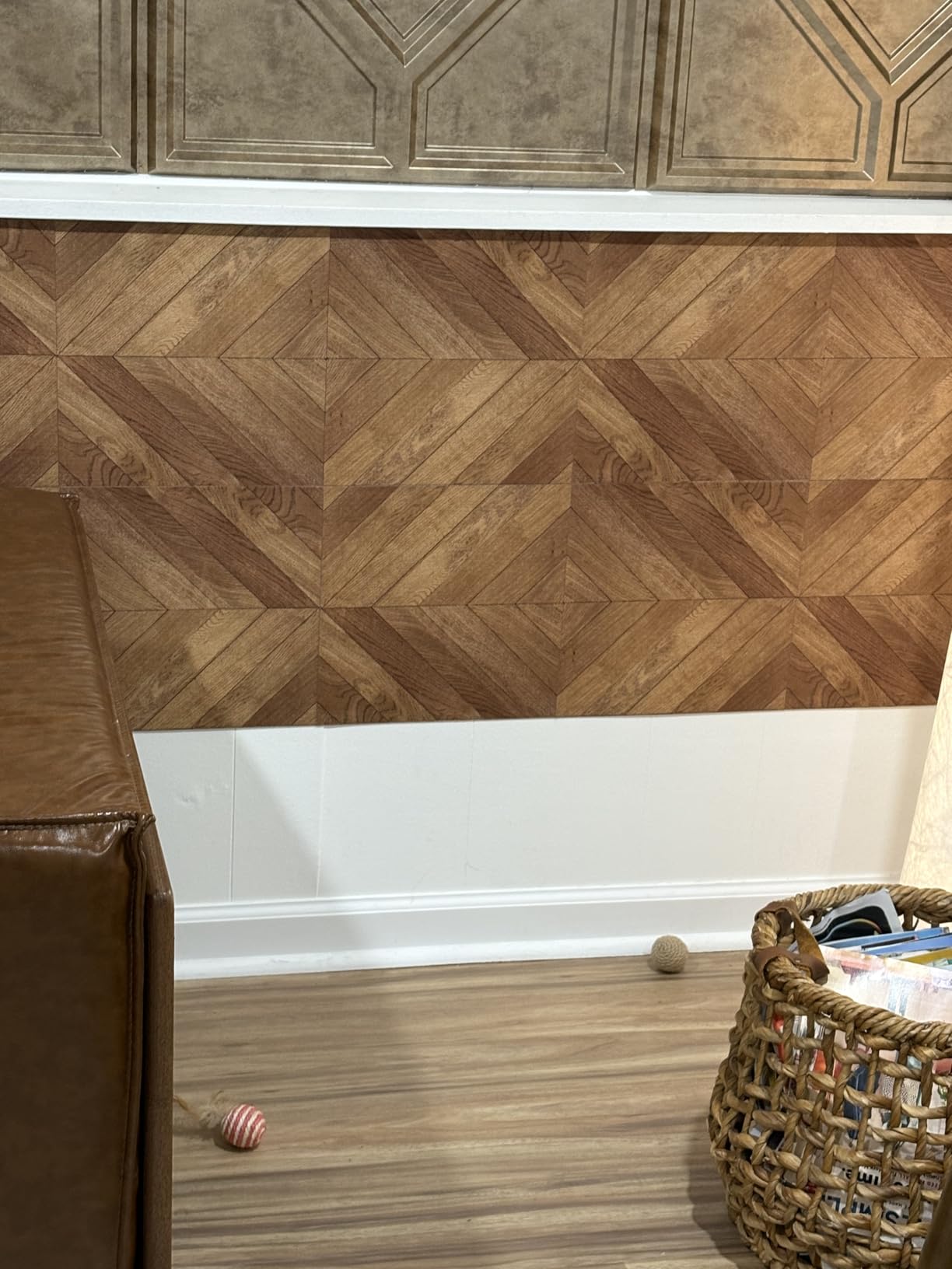 Art3d 30-Pack Peel and Stick Vinyl Floor Planks, 12 x 12 in, Taupe Ash customer photo 2