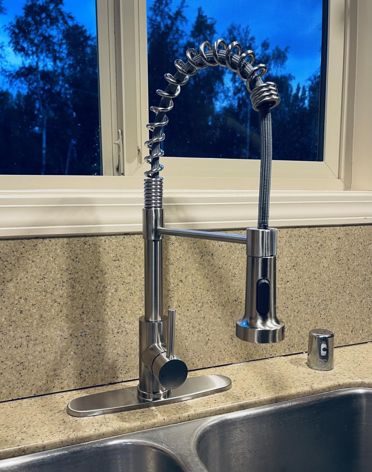 Touchless Pull Down Kitchen Faucet LED Light Black customer photo 1