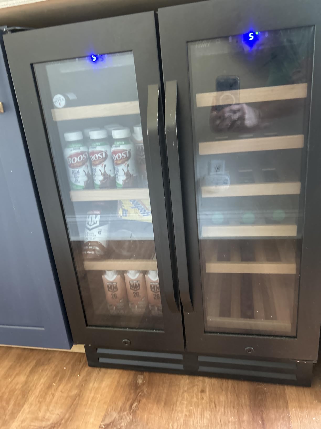 Velivi 24''Beverage Refrigerator Undercounter Wine and Beverage Fridge | Dual Zone Large Capacity Drink Cooler with Warm Light, Door Lock for Beer Wine Built-In Fridge for Home Kitchen Bar Office customer photo 2
