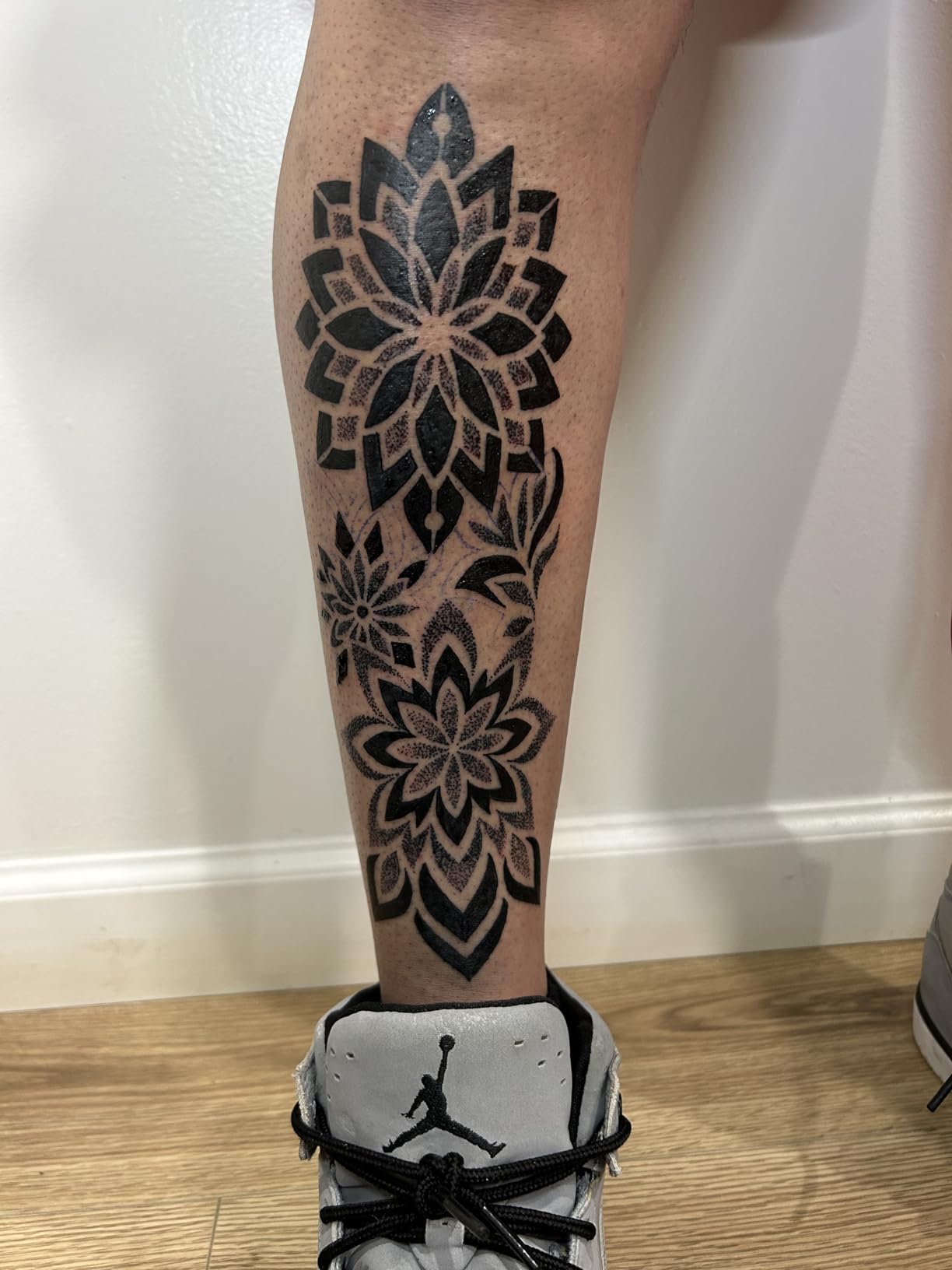 Ambition Lutin Rotary Tattoo Machine with Korall Tattoo Power Supply 2200mAh Straight Drive Bar - Wireless Tattoo Machine Short Tattoo Pen with Brushless Motor with RCA Cord for Tattoo Artist customer photo 1