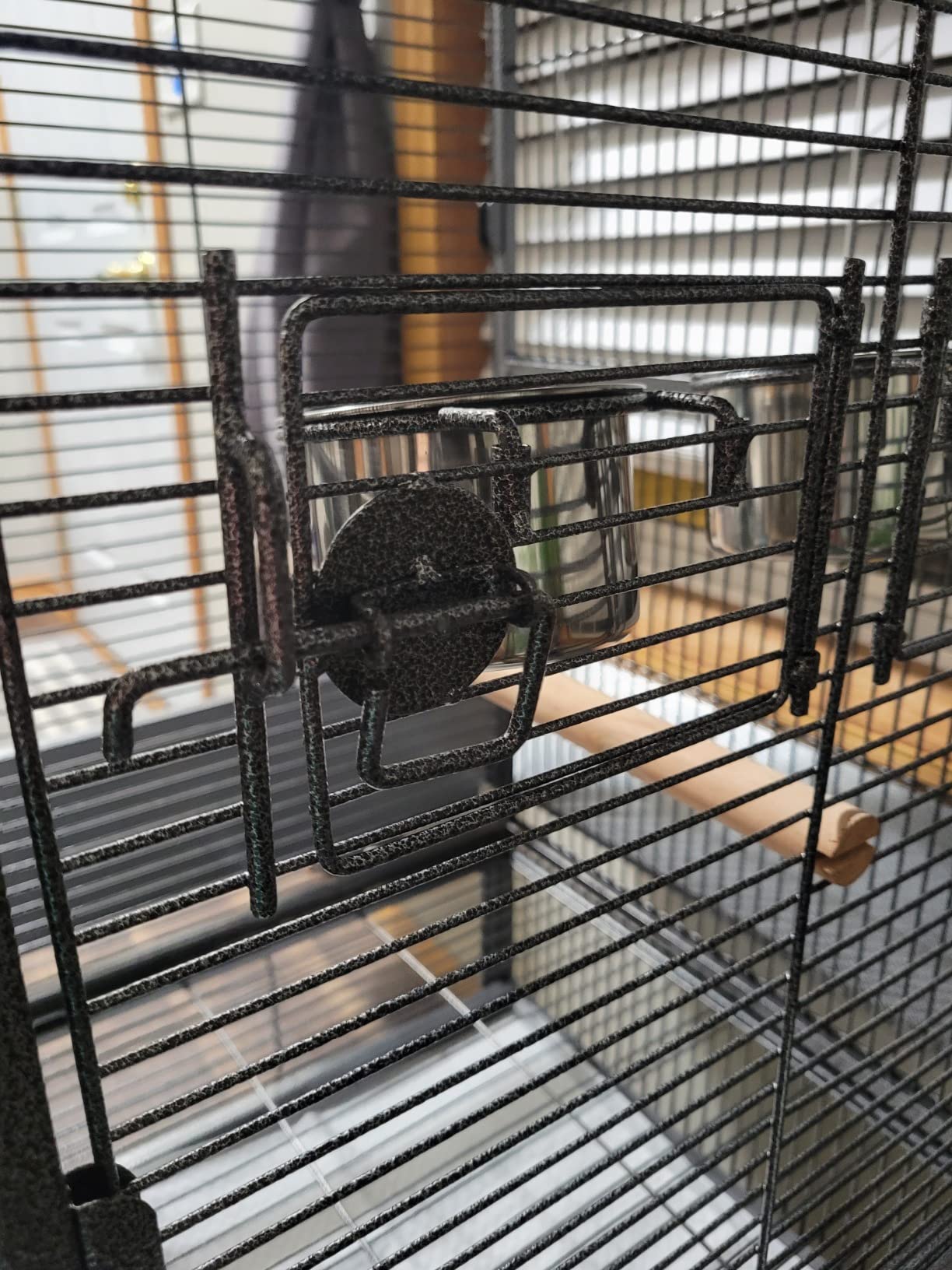 ZENY 61-inch Large Parrot Cockatiel Bird Cages with Wrought Iron Play Top, Aviary with Rolling Stand for Sun Parakeet Quaker Conure Lovebird Budgie Finch African Grey White Birdcage (White) customer photo 1