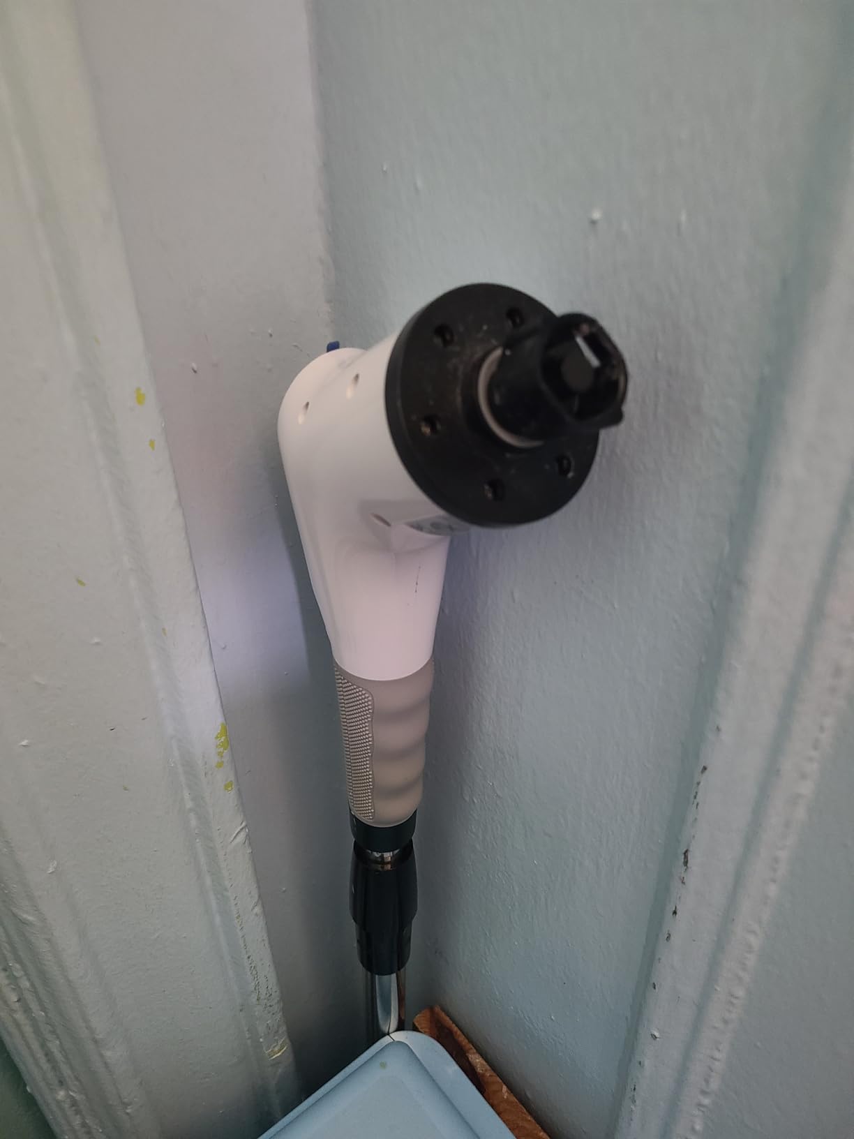 Dovety Electric Spin Scrubber, Extendable Handle, 8 Brush Heads-WH customer photo 1