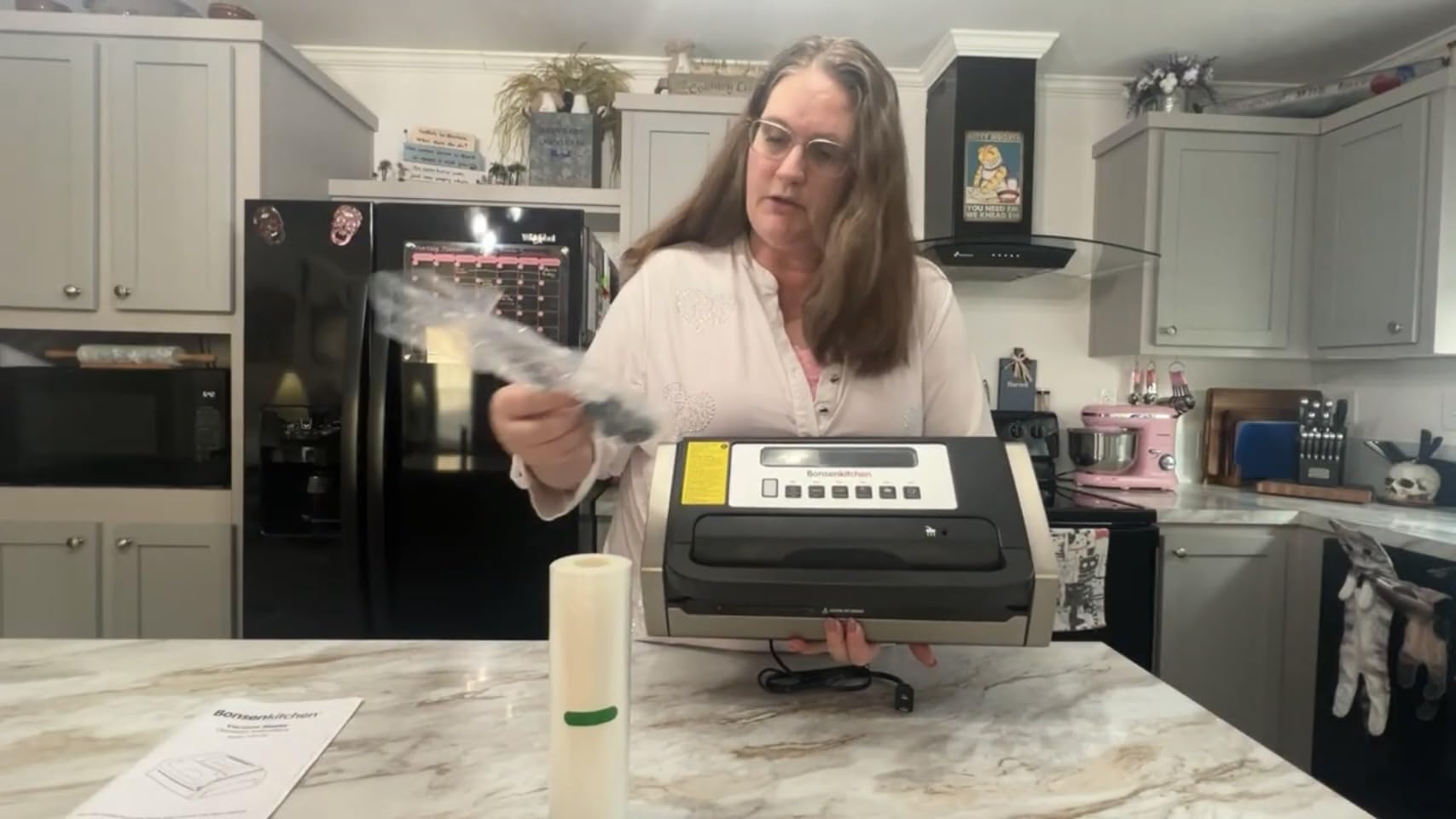 Bonsenkitchen Vacuum Sealer with Easy Handle Design,1 Bag Roll & 10 Bags customer photo 1