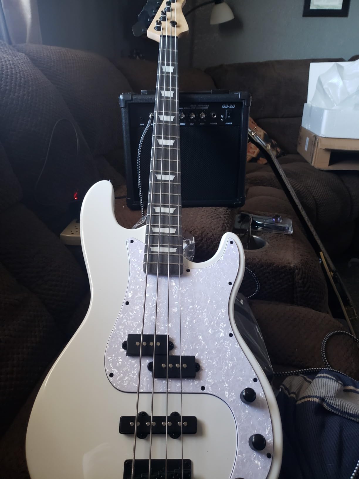 Ktaxon 4 String Electric Bass Guitar, Full-Size Right-Handed Beginner Kit customer photo 2