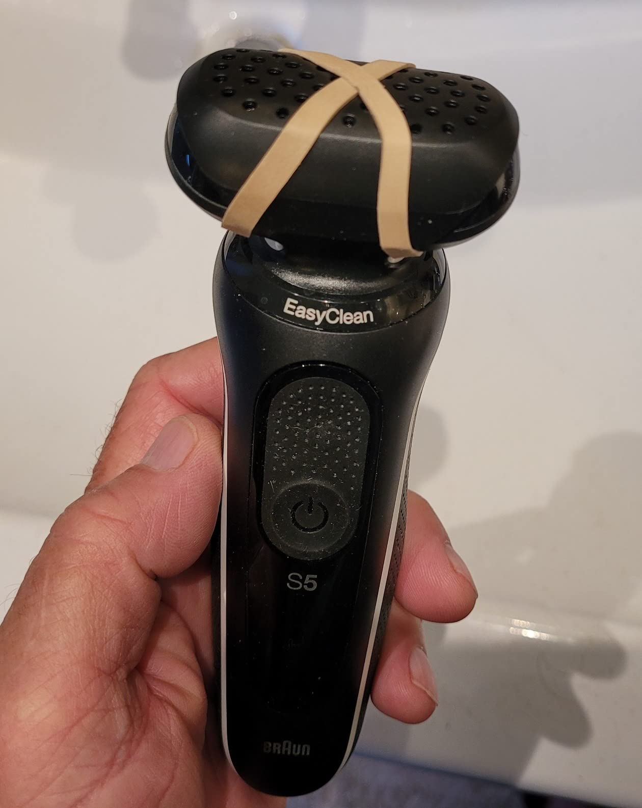 Braun Electric Shaver for Men, Series 5 5120s, Wet & Dry Shave, Turbo Shaving Mode, Foil Shaver, Engineered in Germany, with Beard Trimmer & Attachments, Blue customer photo 2