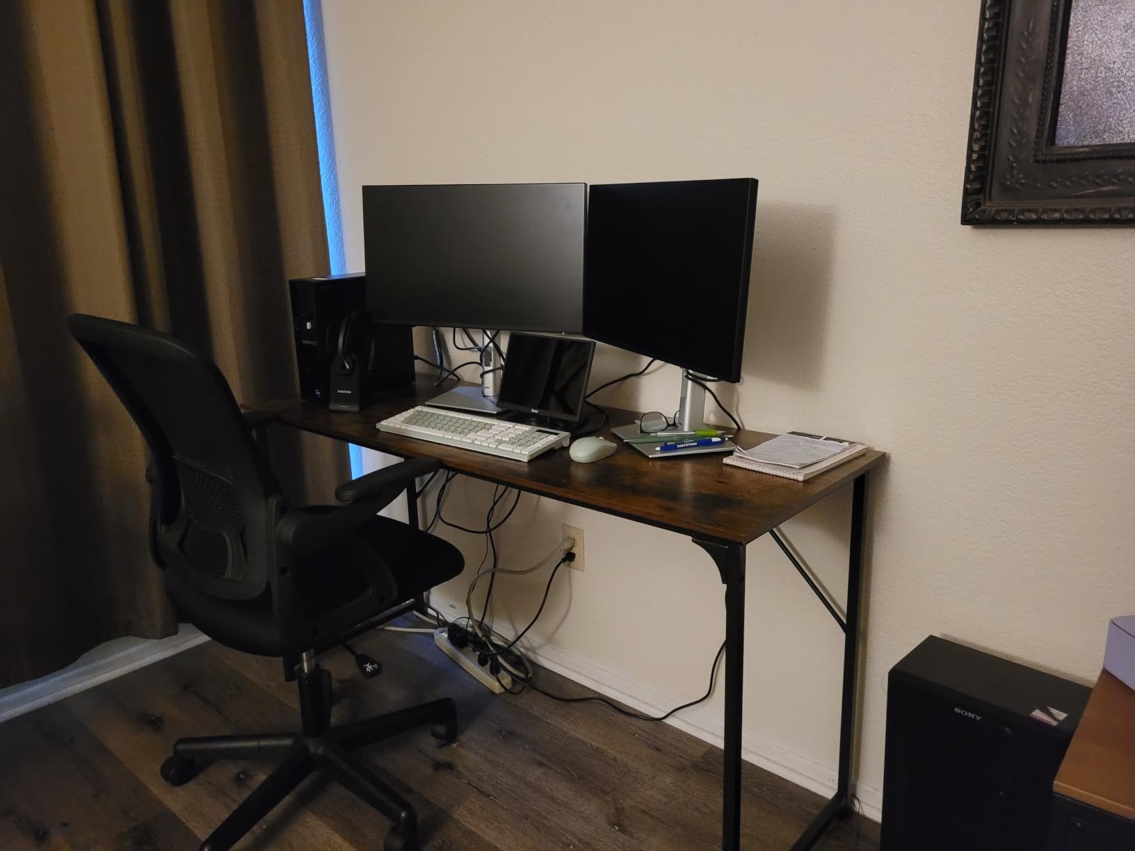 Huuger Computer Desk, 55 Inch Home Office Desk, Gaming Writing Work from Home Study Desk, Large Legroom, Sturdy Metal Frame, Modern Simple, Rustic Brown customer photo 2