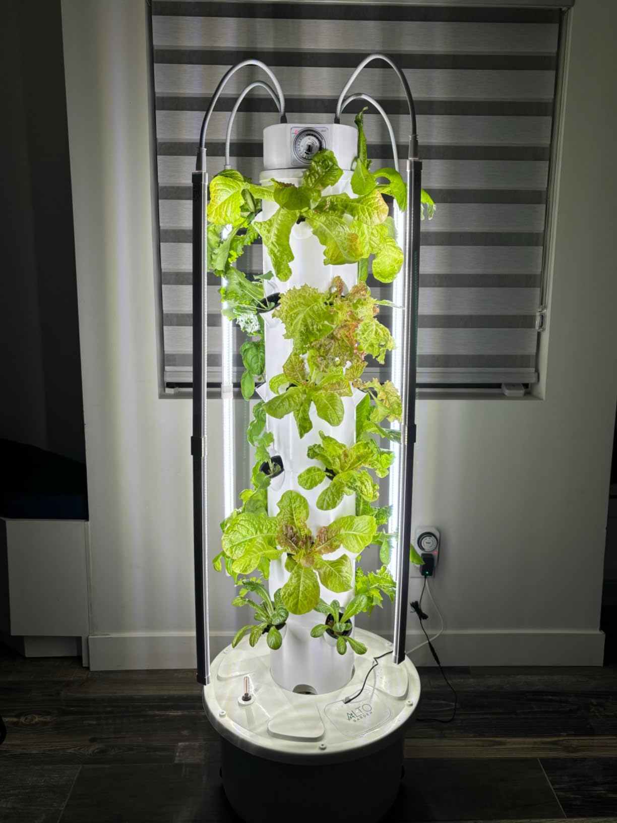 GX Hydroponic Tower | Vertical Planter Tower | Hydroponics Growing System Kit | Food Grade with 24 Net Pots (with LED Grow Lights) customer photo 2