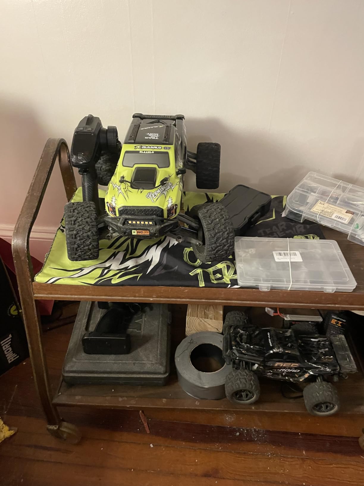 AMORIL 1/10 RTR Brushless Fast RC Cars for Adults,Max 50mph Hobby Electric Off-Road Monster Truck,Waterproof High Speed RC Car 4WD Remote Control Car with 3S Lipo,Green customer photo 2