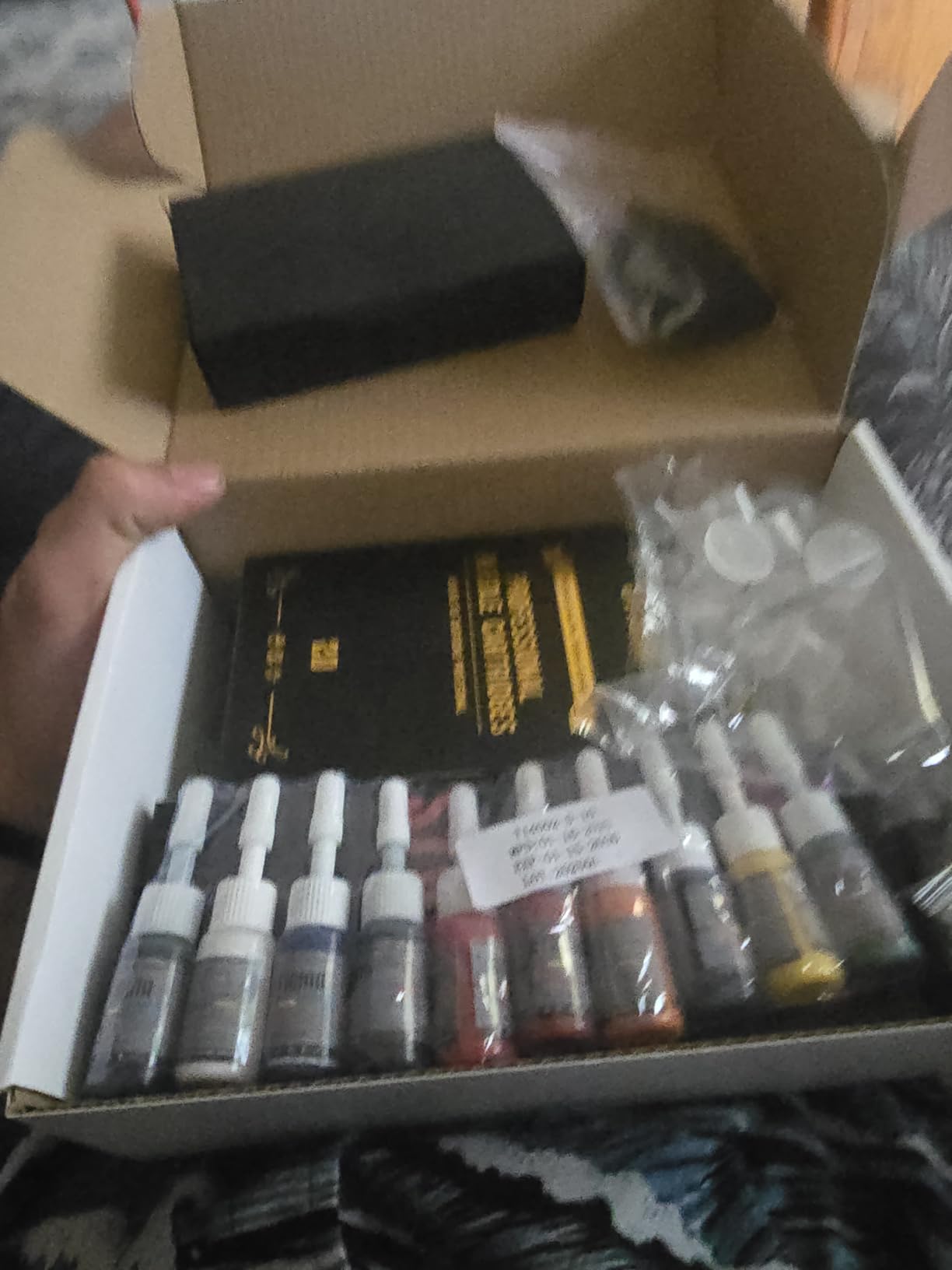 STIGMA Wireless Tattoo Gun Kit Complete Set, Tattoo Pen with 2 Batteries, 20 Cartridge Needles, 10-Color Ink Set and Practice Skin for Beginners and Artists, STP35TI4002-9 customer photo 2