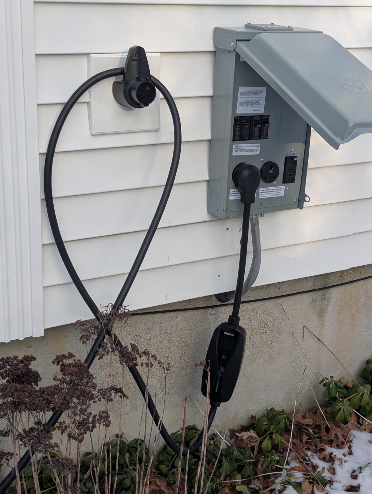 SEGUMA 32A Level 2 EV Charger, J1772 Charger with NEMA 14-50 Plug customer photo 2