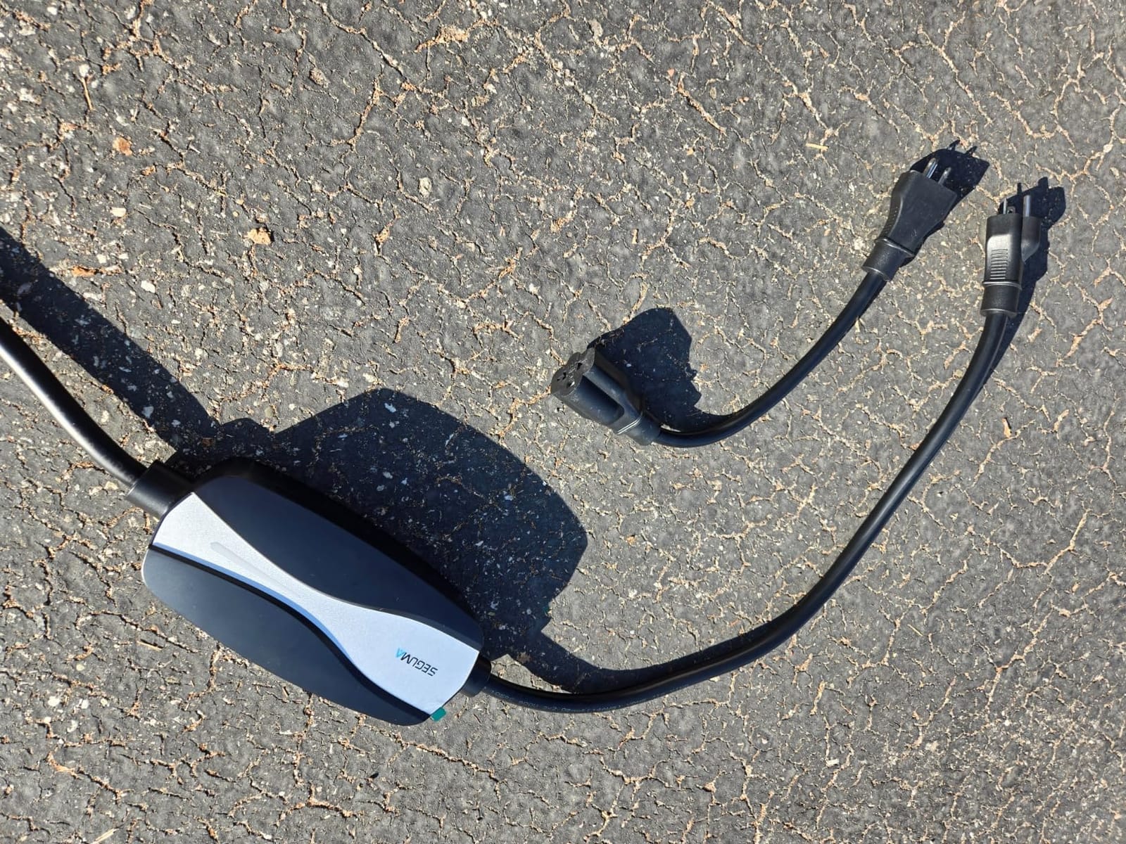 SEGUMA Level 1/2 Tesla Charger, 12A 120V w 5-15Plug &16A 240V w 6-20 Plug customer photo 2