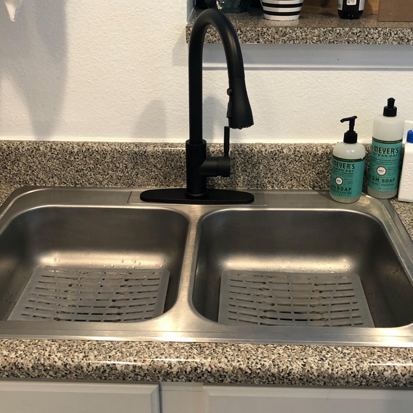 Arofa Touchless Kitchen Faucet, Motion Sensor, Pull-Down, Brushed Nickel customer photo 2