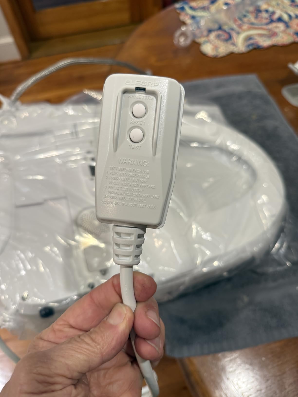 ALPHA BIDET iX Pure Bidet Toilet Seat in Elongated White | Ultra Low Profile | Endless Warm Water | Arced Stainless Steel Nozzle | Blue LED Nightlight | Dryer customer photo 2