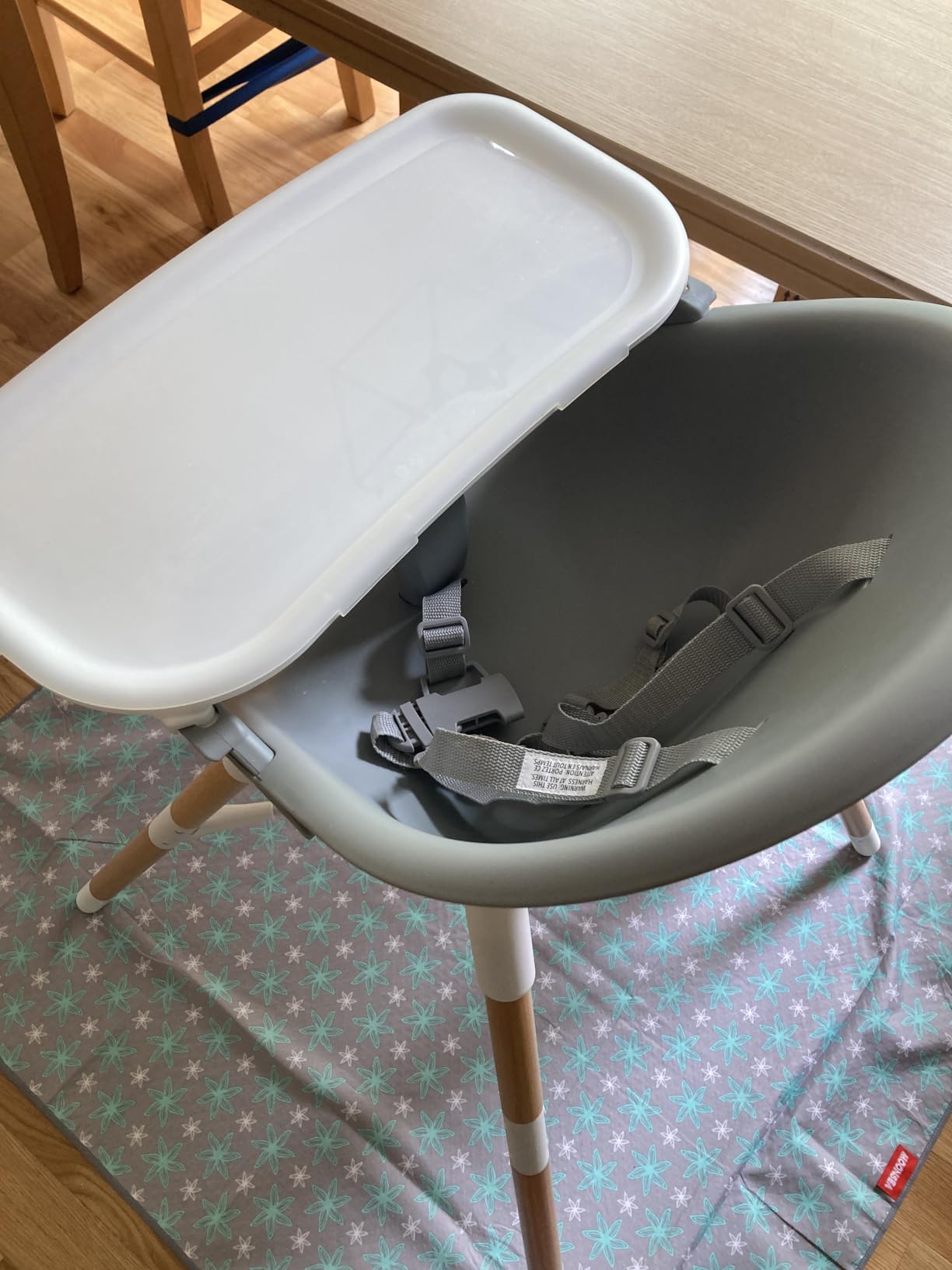 Skip Hop Baby High Chair 4-in-1 Convertible High Chair, EON, Oat customer photo 2