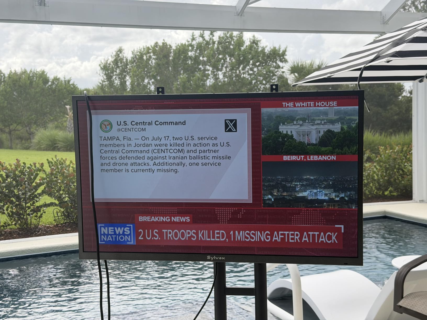 SYLVOX Outdoor TV, 55 inch Smart Waterproof Outdoor TV, 4K UHD Weatherproof | IP56, Support Dolby Vision Atmos, Google Cast, 1000 nit Brightness for Outside Partial Sun & Full Shade (Deck Pro 3.0 /2026) customer photo 2