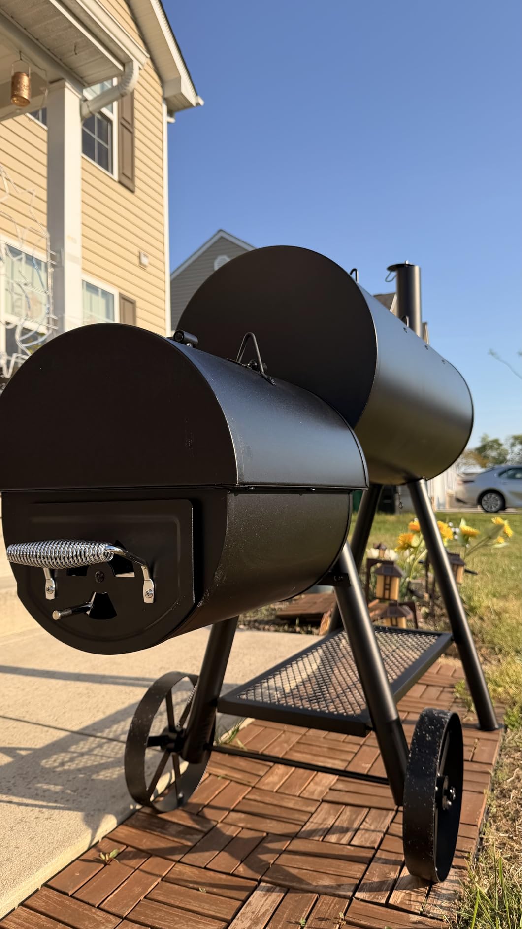 Sophia & William Vertical Offset Charcoal Smoker 961 SQ.IN. Cooking Area customer photo 2