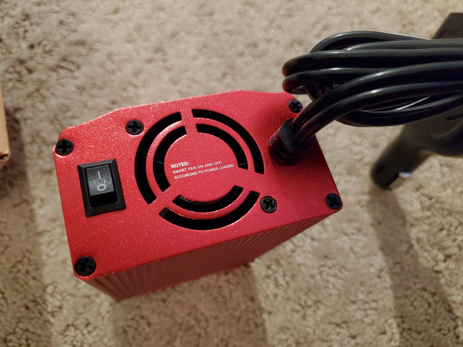 2000 Watt Pure Sine Wave Power Inverter, 12V DC to 110/120V AC Inverter with 3 AC Outlets, Remote, PD 3.0 USB Port, QC 18W, Remote Controller, LED Display,For RV Solar Systems,Semi Truck,Vehicles,Boat customer photo 2