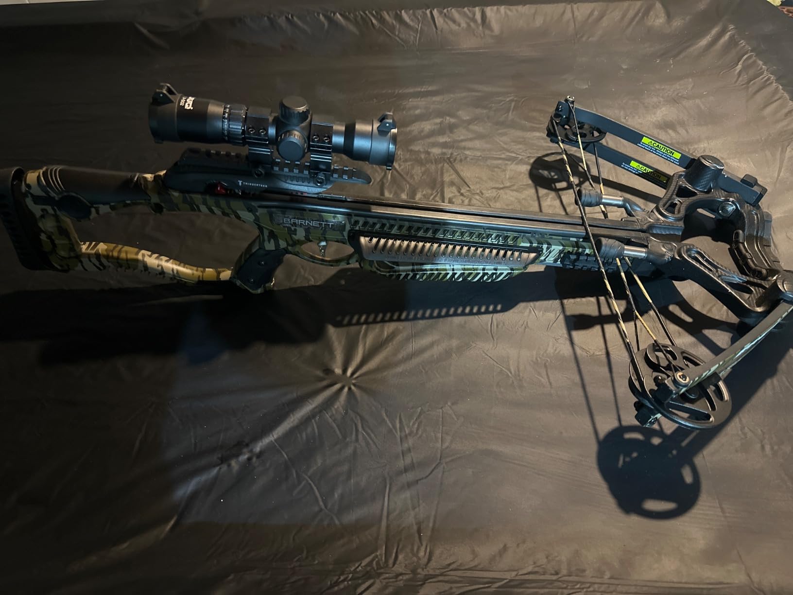 UUQ 1.5-5x32 Crossbow Scope,Circles and Rangefinder Etched Glass Ballistic Reticle Optic, 250-450 FPS Red Green Illuminated,Compact Crossbow Scope for Hunting 20-100 Yards with 20mm Scope Rings customer photo 2