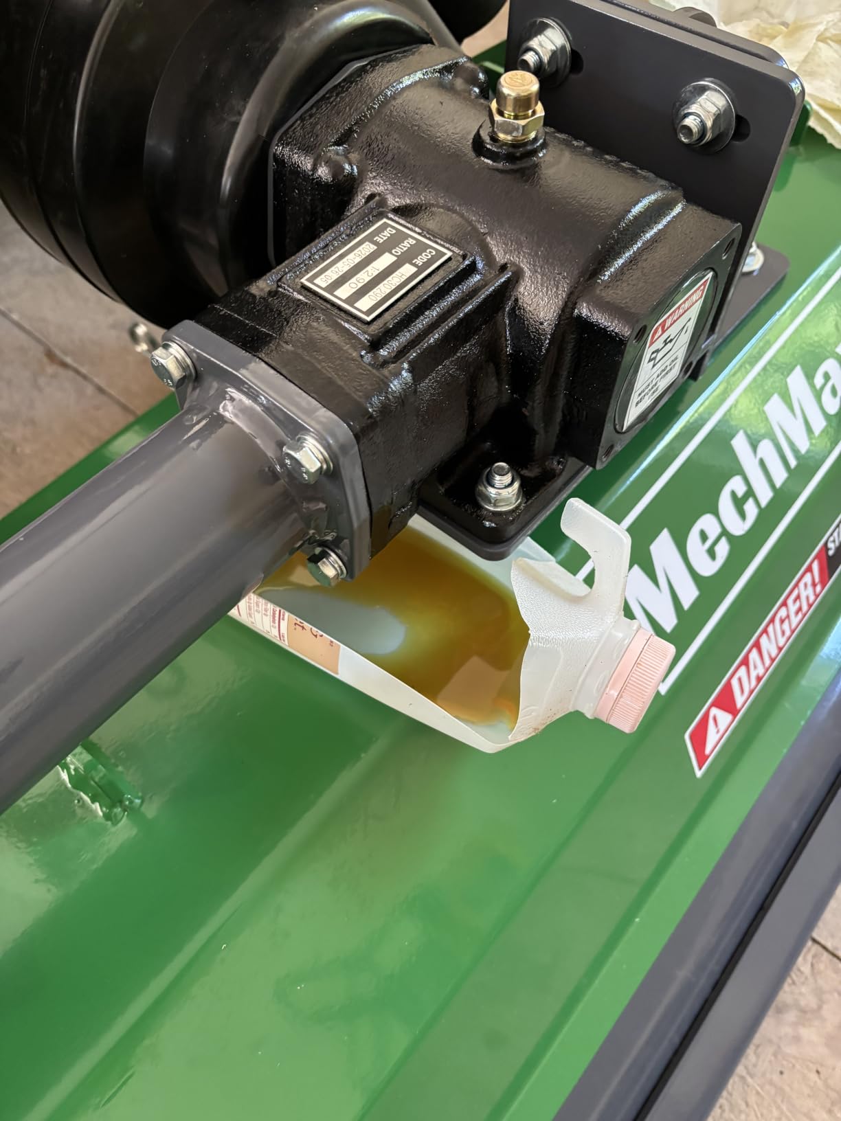 MechMaxx 48'' inch PTO Powered 3 Point Light-Duty Tractor Flail Mower,15-35hp, CAT 1, 20pcs Hammer,Not Suitable for Quick Hitch Units,Model EFS48 Orange customer photo 2