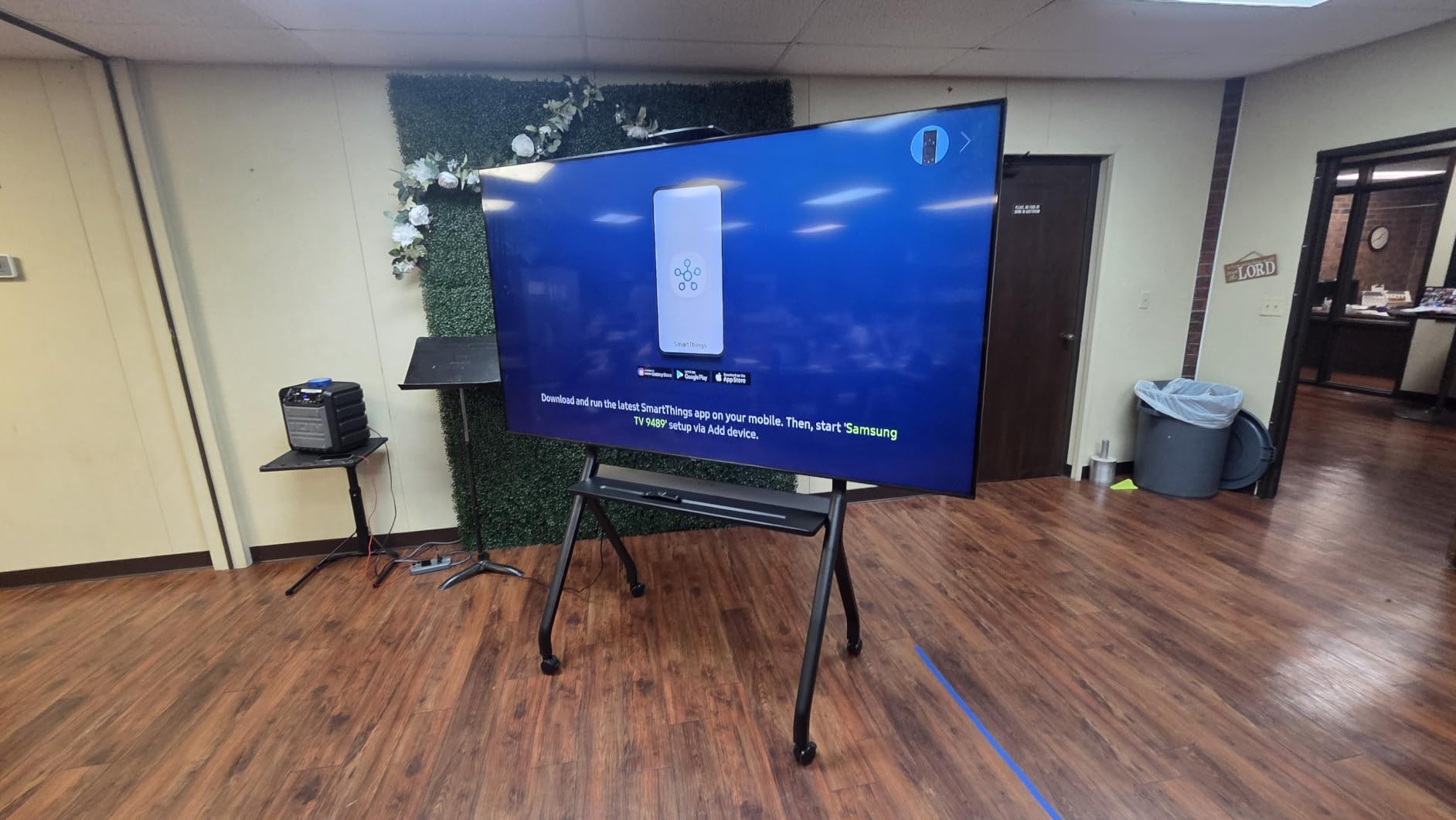 86″ Smart Board,4K UHD Touchscreen Display Electronic White Board,Android 14,Built in Ultra High Definition Camera Open App Ecosystem,Interactive Whiteboard for for Business Office Classroom Home customer photo 2