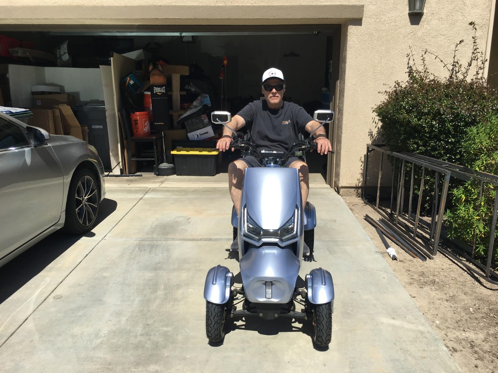 Mobility Scooters for Seniors & Adults 500lbs Capacity - All Terrain Electric Powered Wheelchair Device - Heavy Duty Mobility Scooter for Travel, Elderly w/Remote Key (Sliver) customer photo 1