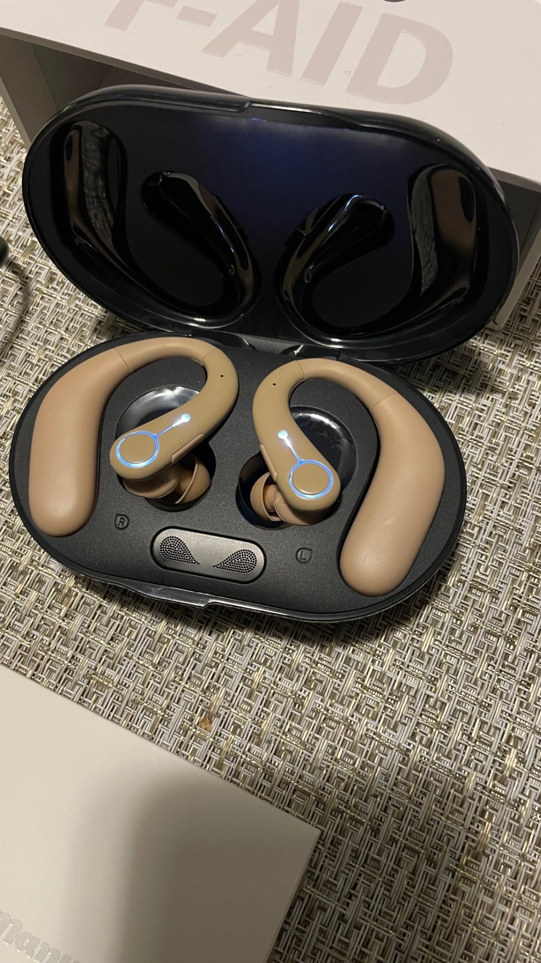 Hearing Aids, Hearing Aids for Seniors with Bluetooth, Rechargeable Hearing Aid with Noise Cancellation, 5-Level Button Volume Control, OTC Hearing Amplifier for Moderate Hearing Loss, Clear Sound customer photo 2