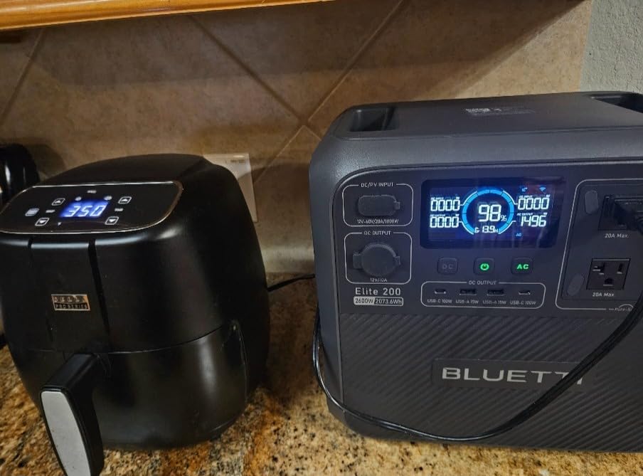 BLUETTI Elite 200 V2 Portable Power Station 2073.6Wh 2600W Solar Generator customer photo 1