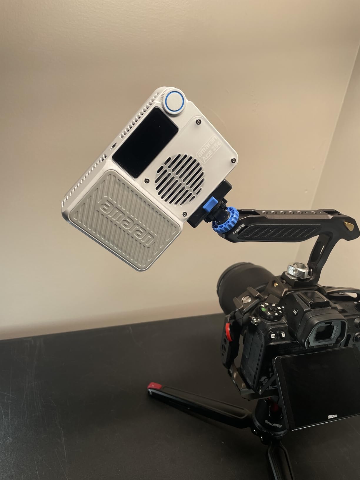 Amaran Ace 25c RGBWW LED Video Light Pocket Creator Light customer photo 2