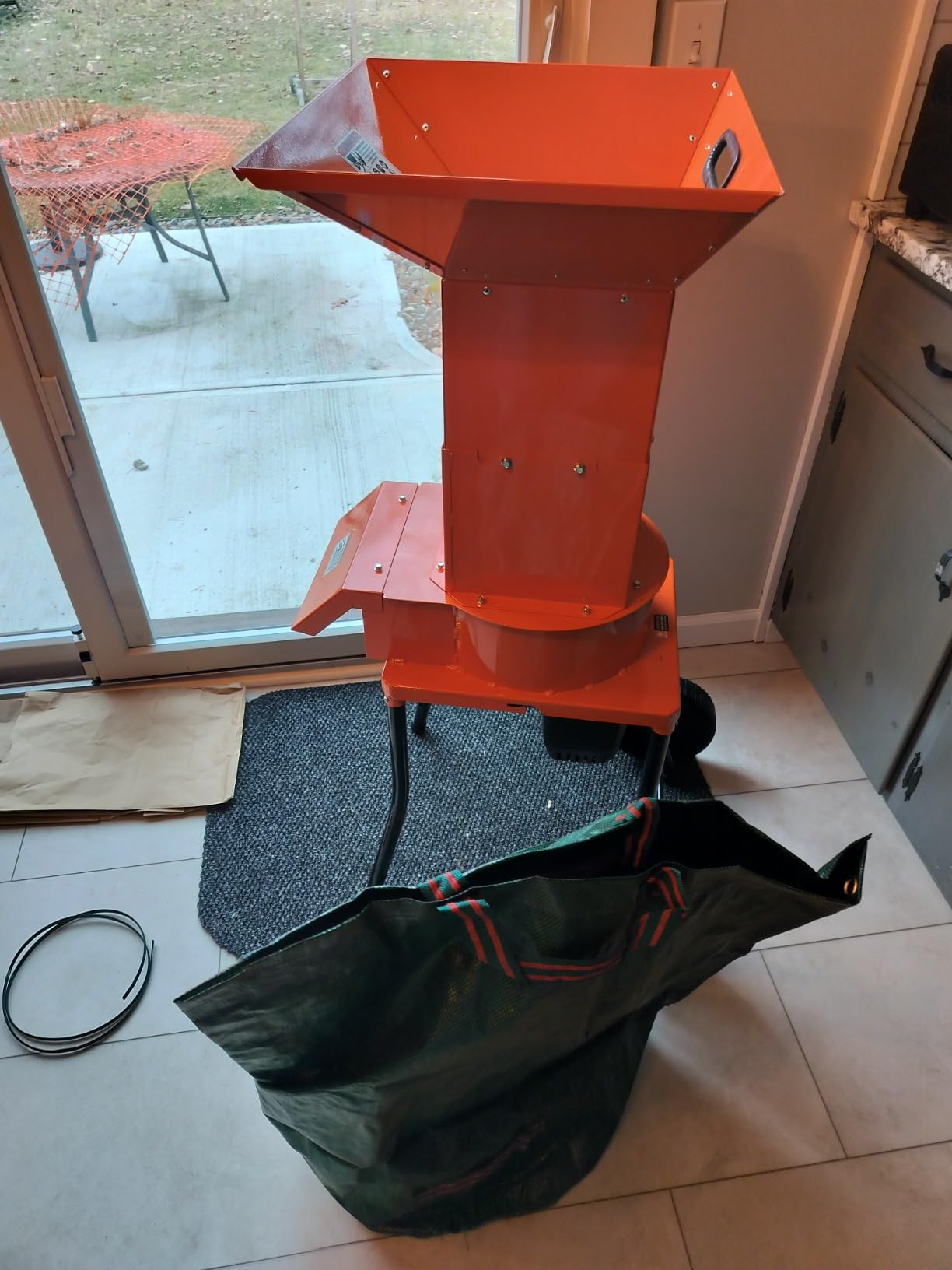SuperHandy Electric Leaf Mulcher Shredder, 15-AMP, Yard Waste customer photo 2