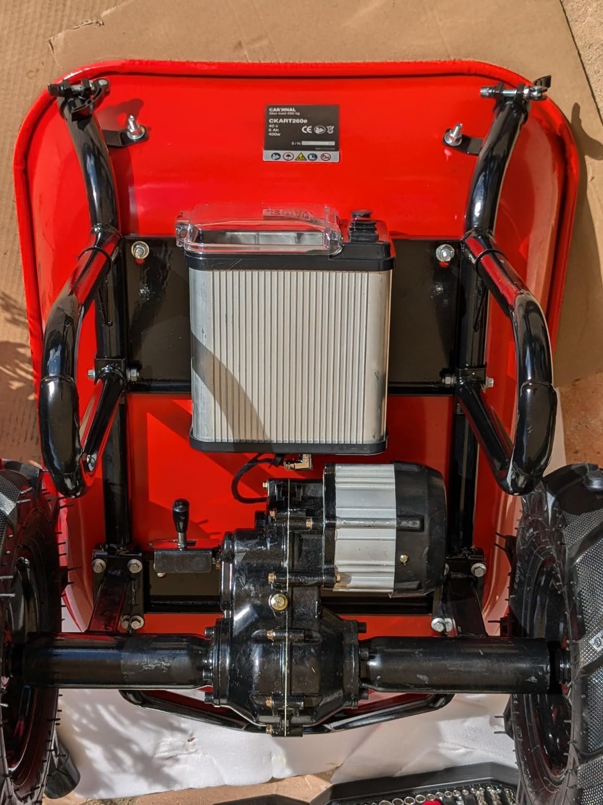 Electric Utility Cart 40V Battery-Powered Wheelbarrow 570-lb. Bucket Capacity customer photo 2