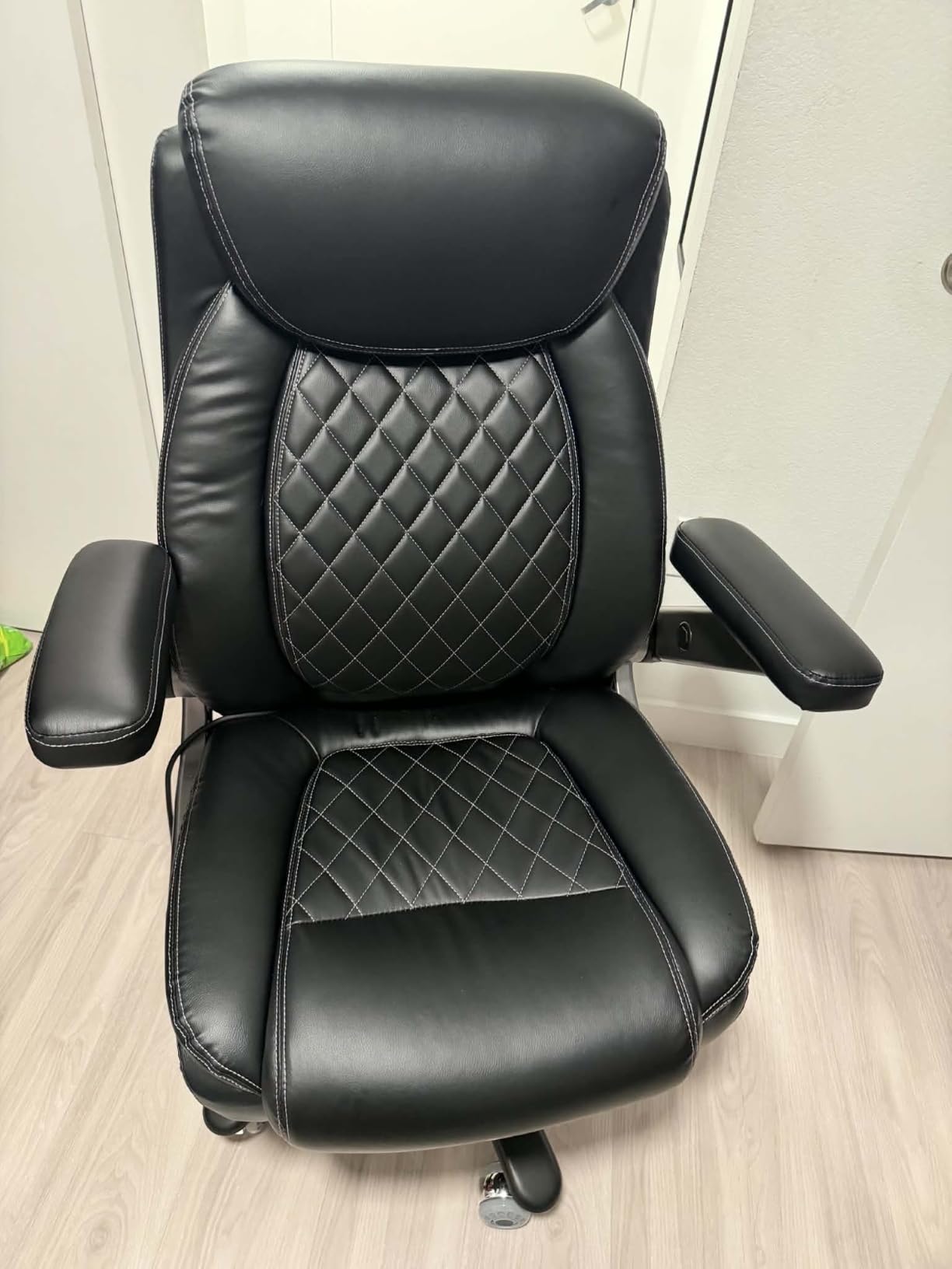 Indulgear Large Heavy Duty Office Chair with 5D Flip Arms, Comfy Big and Tall Executive Office Desk Chair with Pocket Spring Cushion, High Back Computer Chair with Lumbar Support, Dual Rubber Wheel customer photo 1
