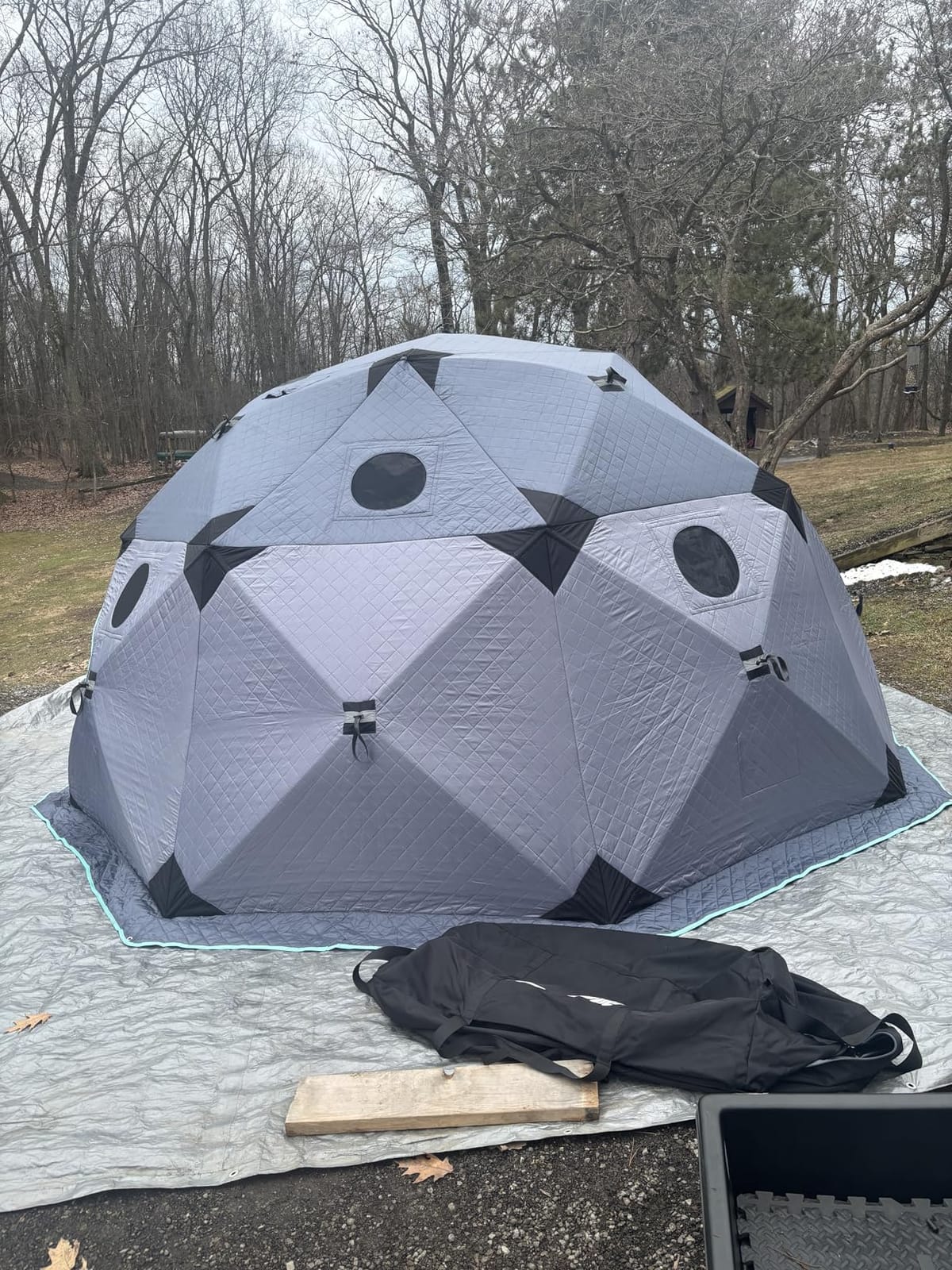 QualyQualy Insulated Pop-Up Tent with Floor - 8-10 Person Ice Fishing Shelter, 147sq.ft Windproof Ice Shack Hut with Stove Jack, Carrying Bag customer photo 2