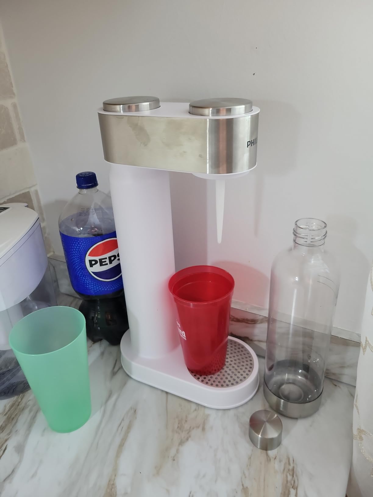 Philips Sparkling Water Maker & Soda Streaming Machine, ADD4902BKOQ/37 | Soda Maker with 1L PET BPA-Free Quick Twist Carbonating Bottle, Compatible with 60L CO2 Cylinder (Cylinde Not Included) customer photo 2