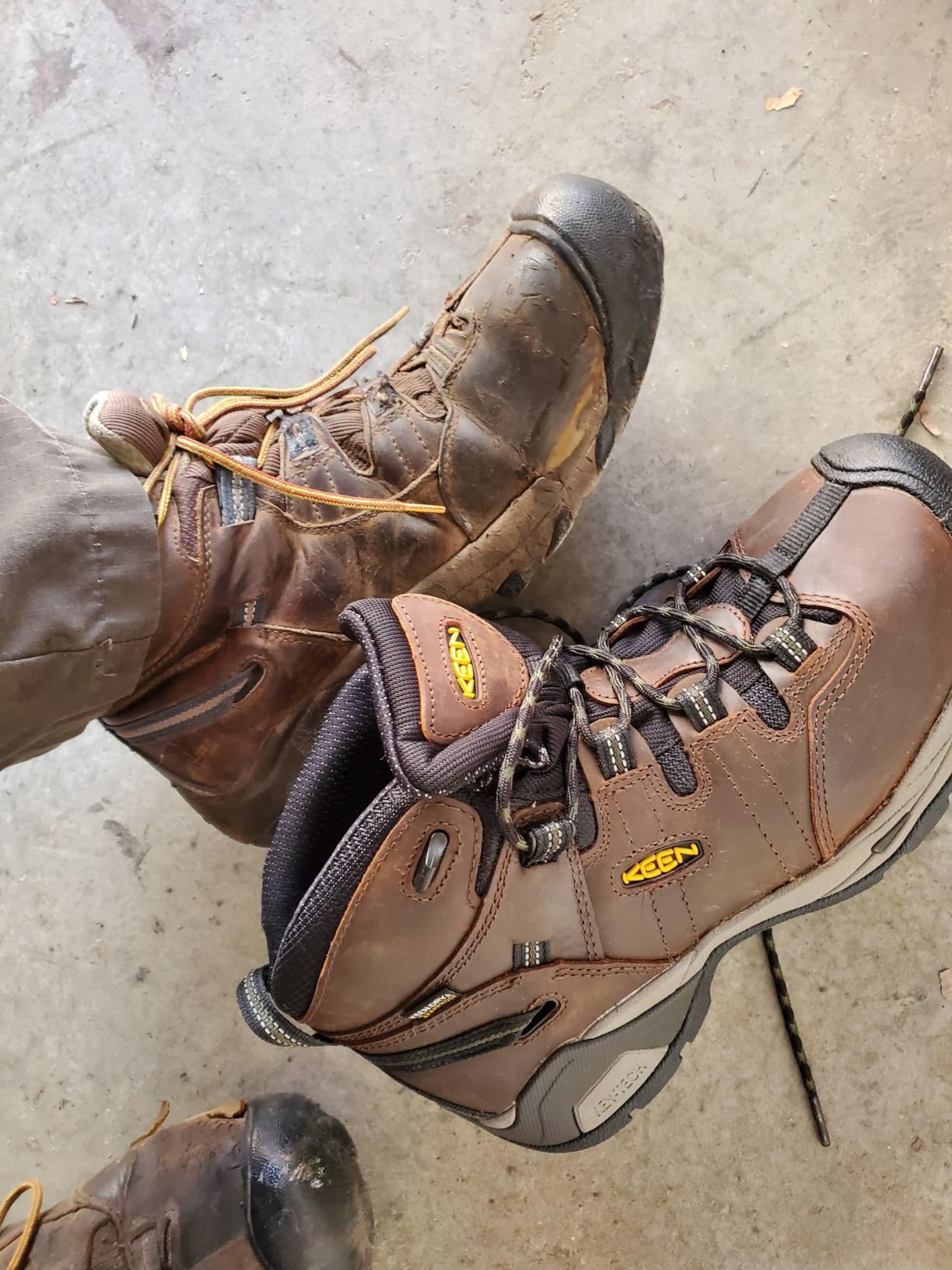 KEEN Utility Men's Detroit XT Mid Height Steel Toe Waterproof Work Boots customer photo 1