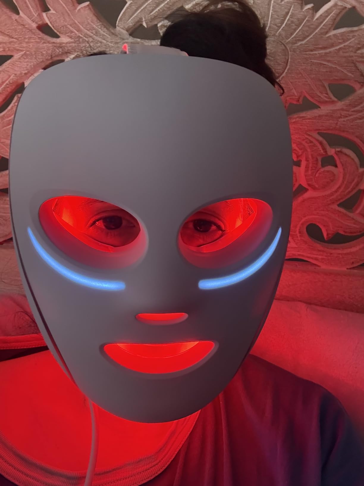 Shark CryoGlow LED Face Mask in Blue Frost, FW312 customer photo 1