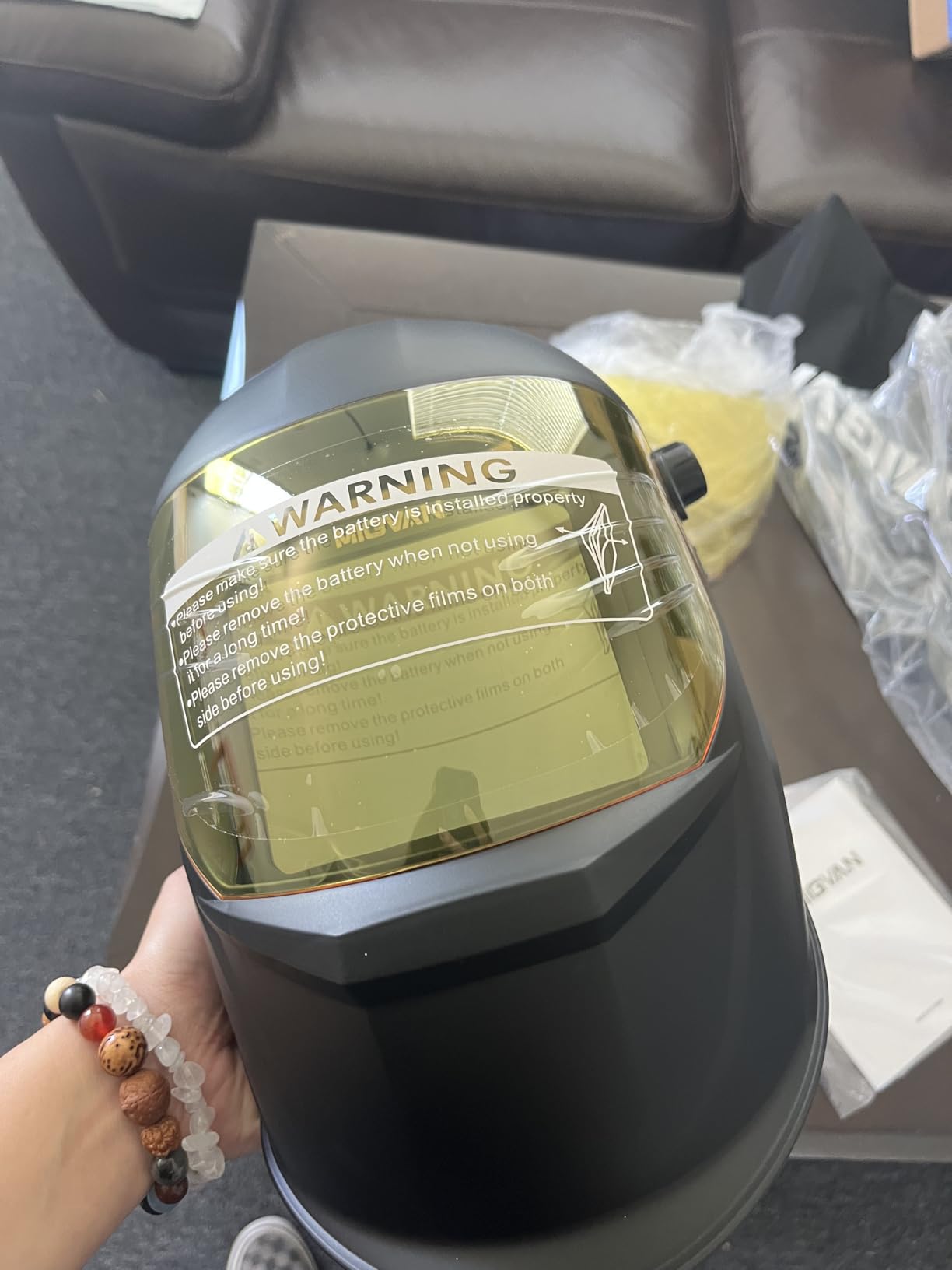 Welding Helmet Auto Darkening True Color Large Viewing, Welding Hood Solar/Rechargeable Battery Powered, Wide Shade 4/5-13 with 4 Arc Sensor, Optical Clarity Welding Mask for TIG MIG ARC Grind customer photo 1