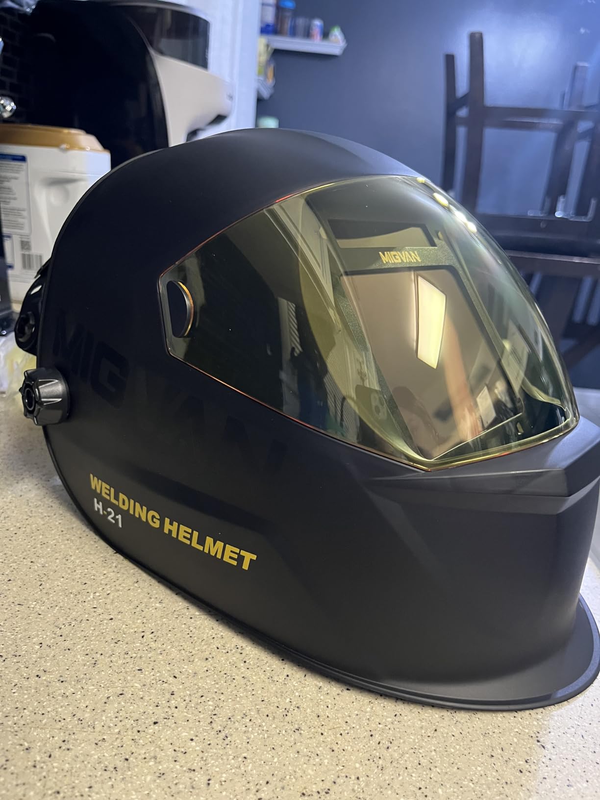 Welding Helmet Auto Darkening True Color Large Viewing, Welding Hood Solar/Rechargeable Battery Powered, Wide Shade 4/5-13 with 4 Arc Sensor, Optical Clarity Welding Mask for TIG MIG ARC Grind customer photo 2