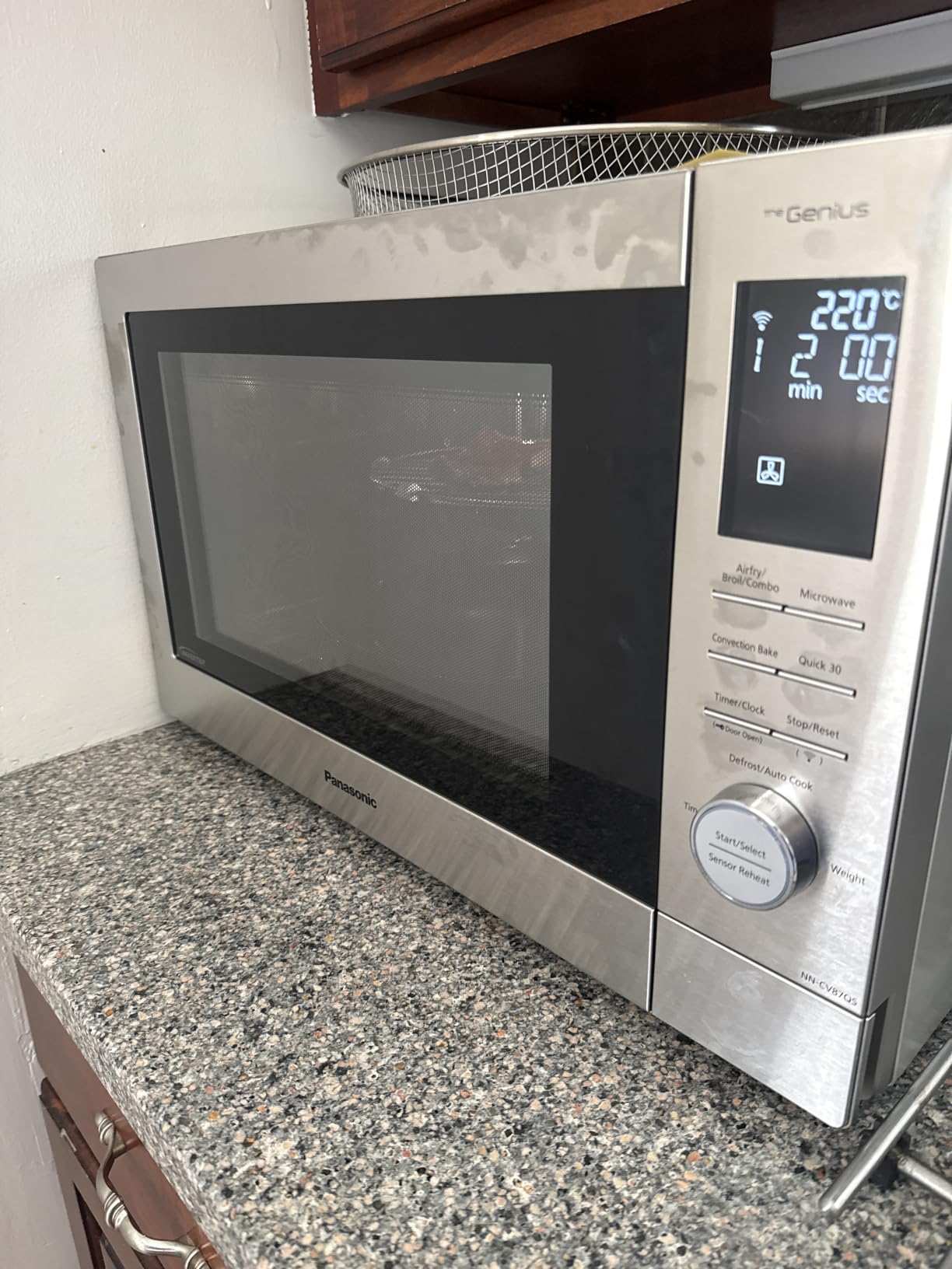 Panasonic HomeChef 4-in-1 Countertop Microwave Air Fryer Combo, Time-Saving 20 Presets + App-Linked Recipes, 1000W 1.2 cu ft Inverter Multi Oven & Convection Tech – NN-CV87QS Stainless Steel customer photo 2