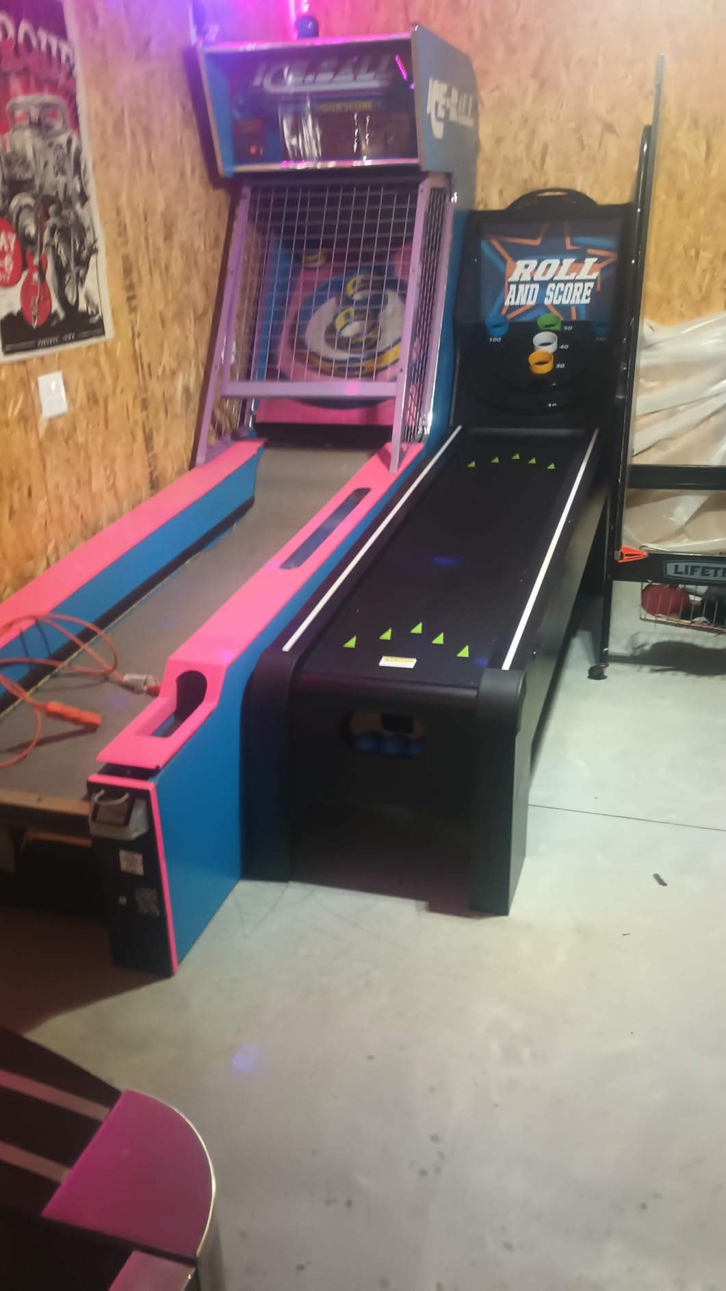 VEVOR Roll and Score Classic Arcade GameTable, Sky Ball Table Machine, LED ElectronicScorer & Track Lighting, Sound, Automatic BallReturn, Home Recreation Game Room customer photo 2