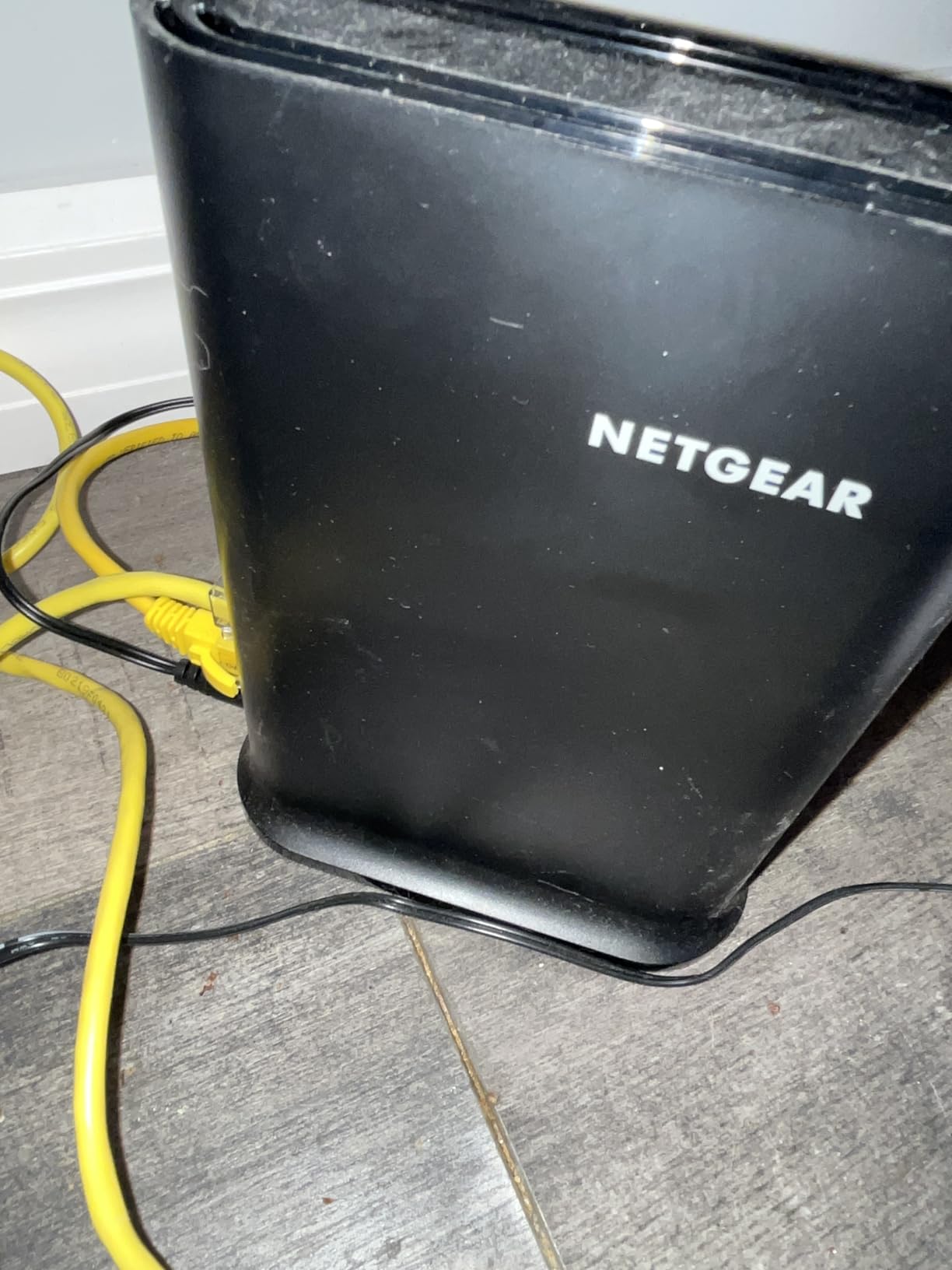 NETGEAR Nighthawk WiFi 6 Router R6700AX, Up to 1,500 sq ft, 1.8 Gbps customer photo 1