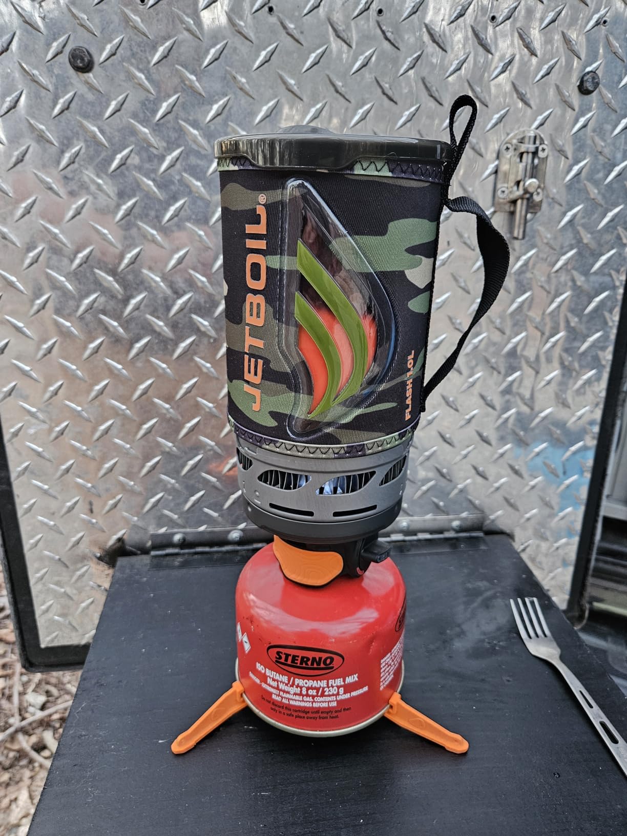 Jetboil Flash 1.0L Fast Boil Stove for Camping and Backpacking, Carbon customer photo 1