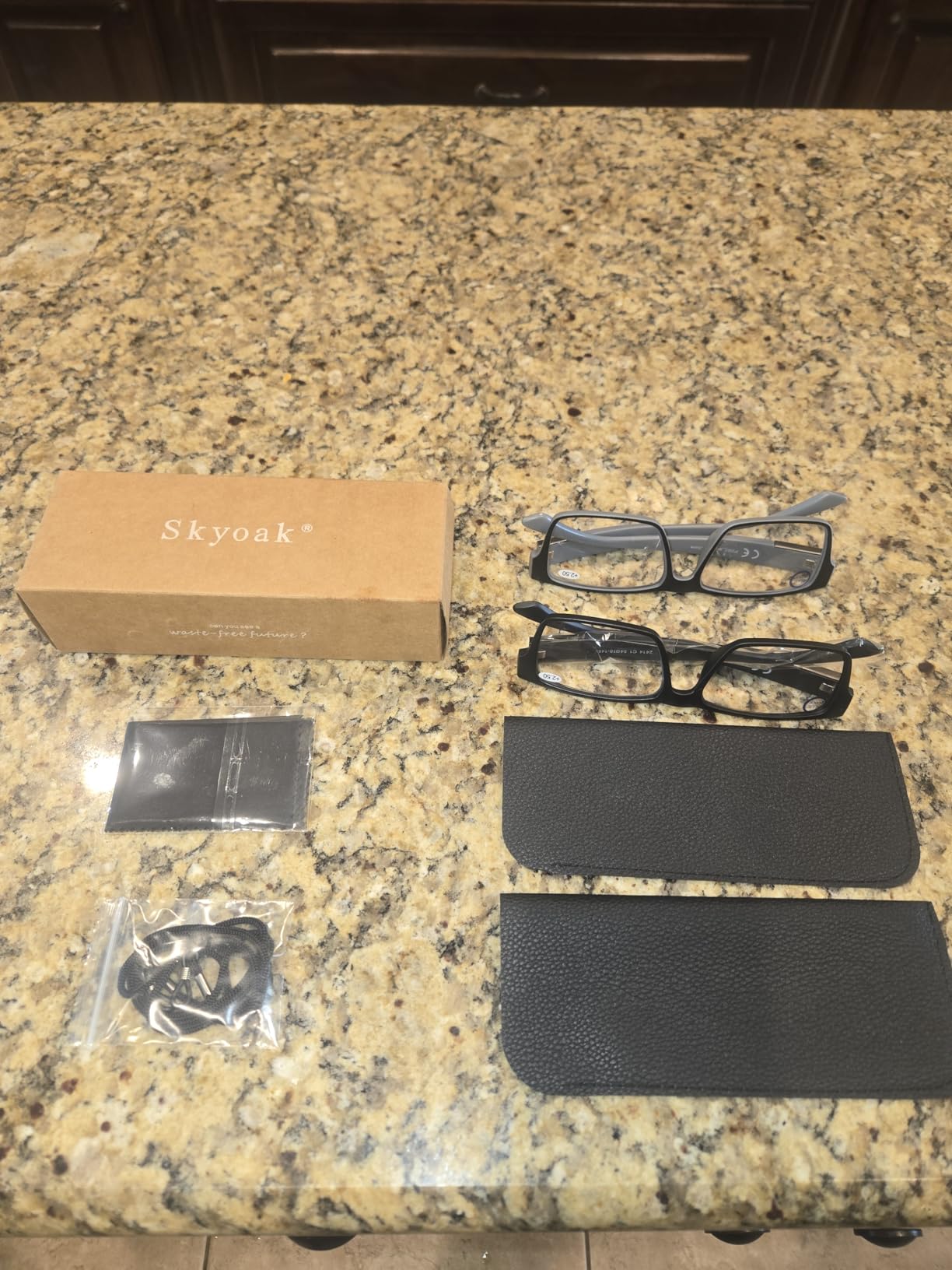 SKYOAK Unbreakable TR90 Bold Progressive Multifocus Reading Glasses for Men customer photo 1