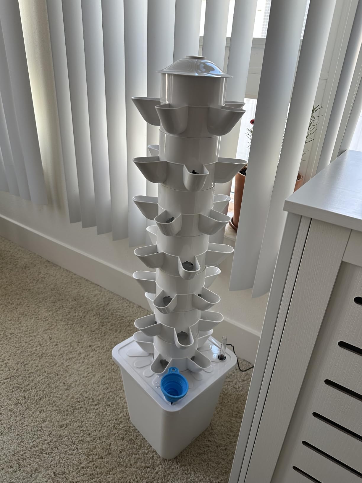 Hydroponics Tower Indoor Growing System Vertical Garden Planter Indoor Smart Garden Kit with Pump and Movable Water Tank Vegetable Plant Gift for Gardening Lover (35-Plants) customer photo 2