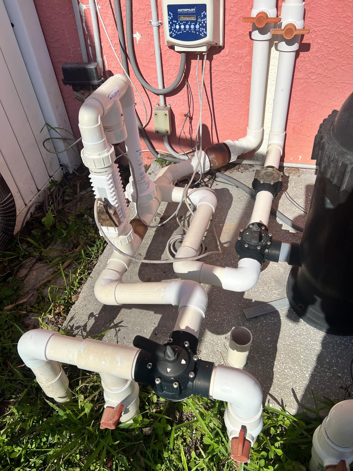 E-CHLOR Plug-in Salt Chlorine Generator | 32,000 gal Max | APX Performance customer photo 2
