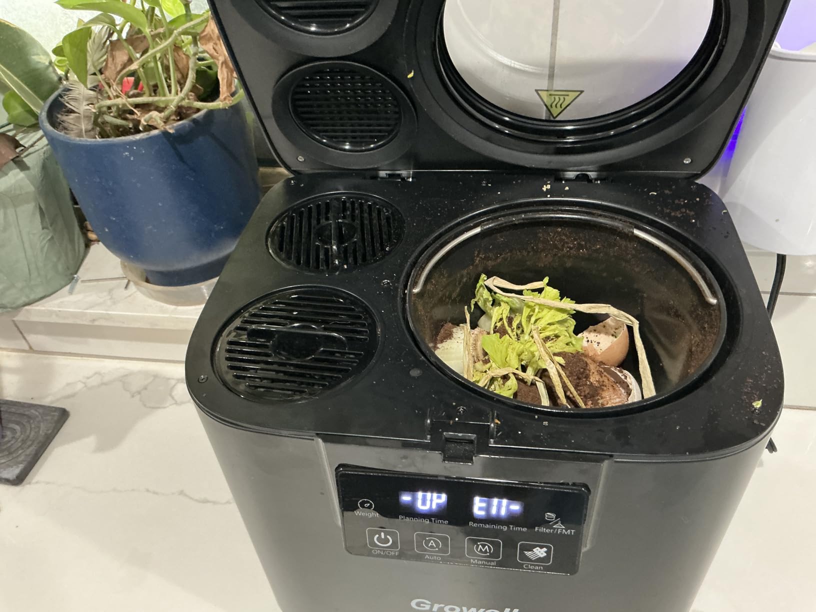 Growell 4L Electric Composter for Kitchen, Brushless Motor, Black customer photo 1